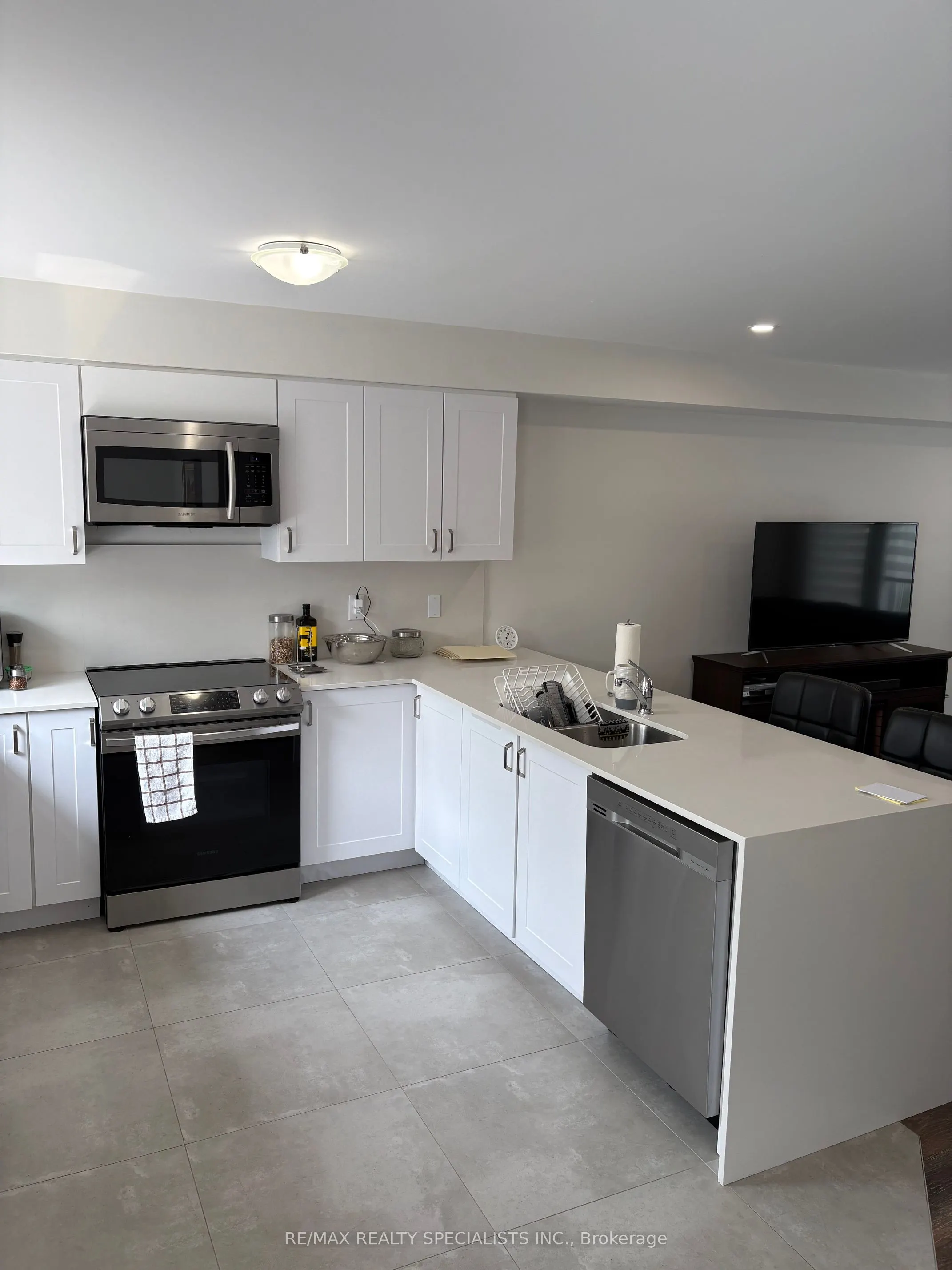 175-177 Russell Avenue, #5