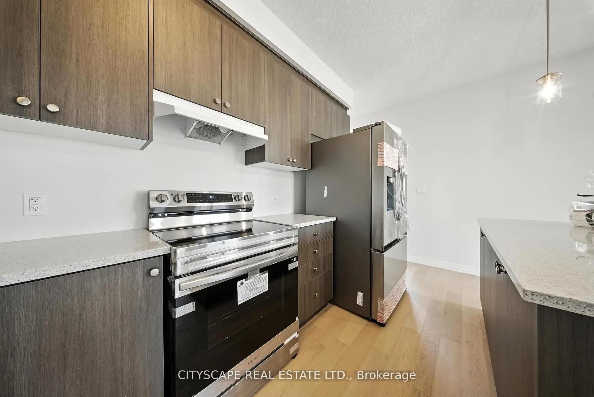 39 Rivergreen Crescent