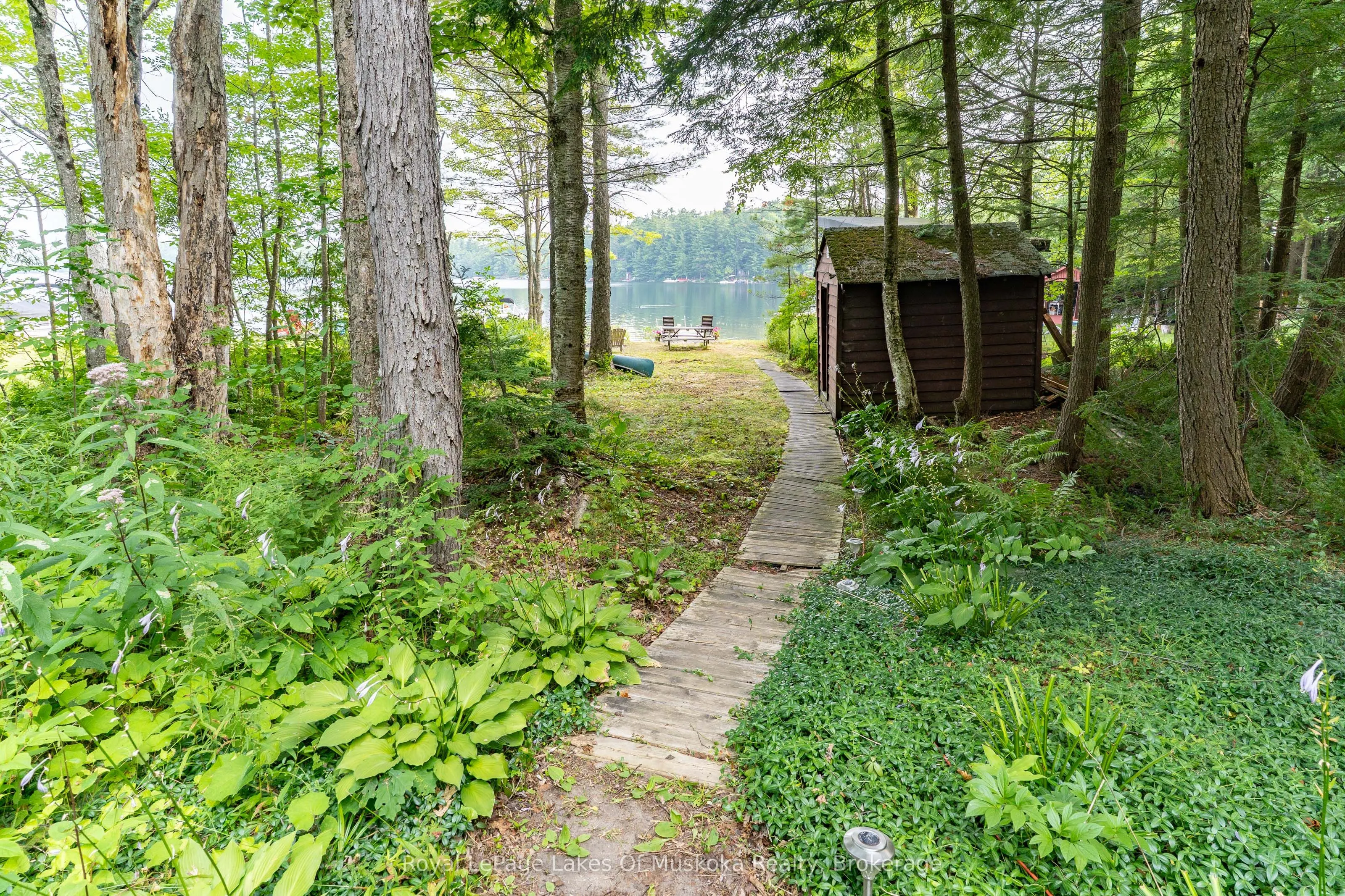 1072 Long Lake Road