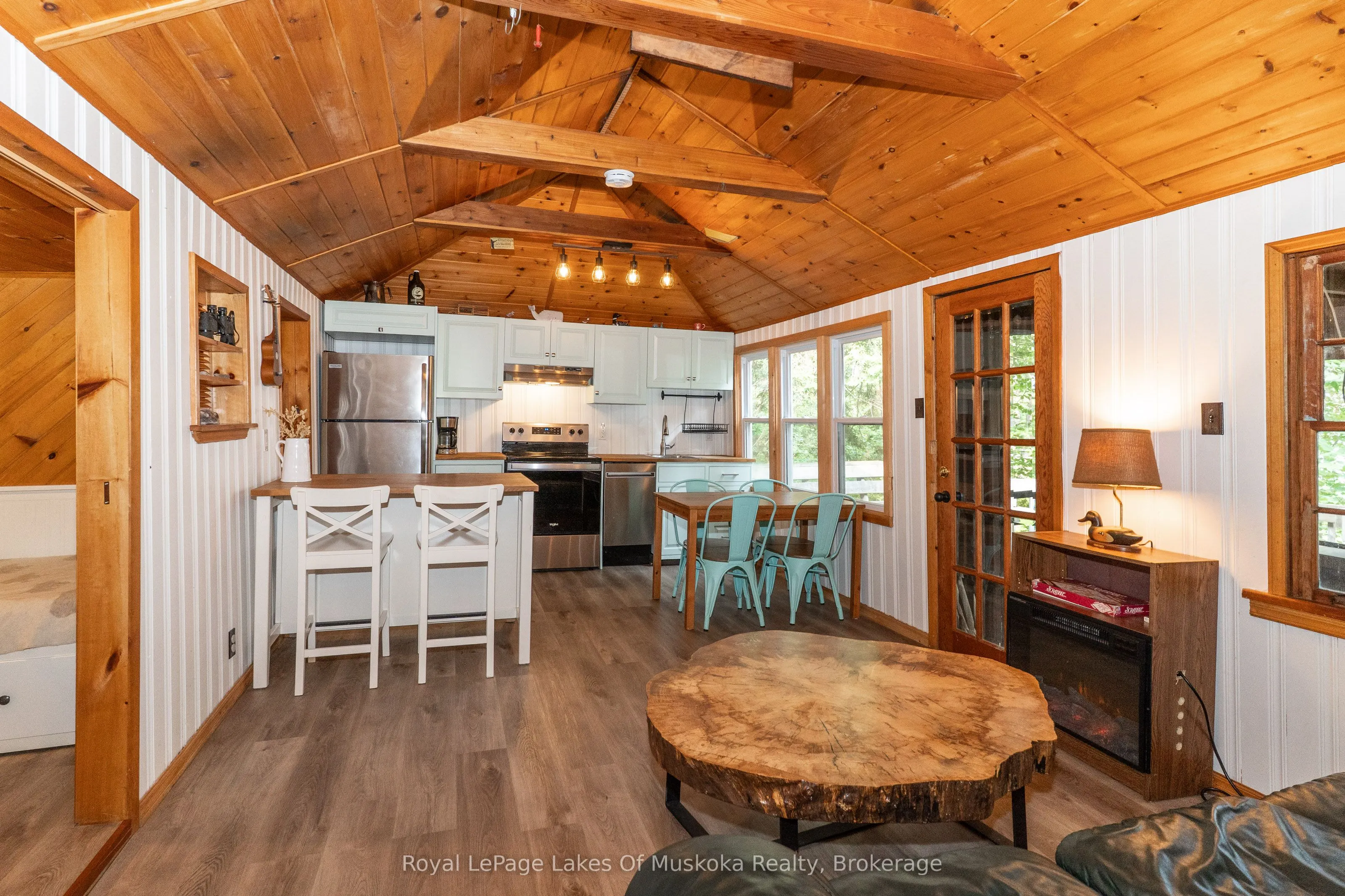 1072 Long Lake Road