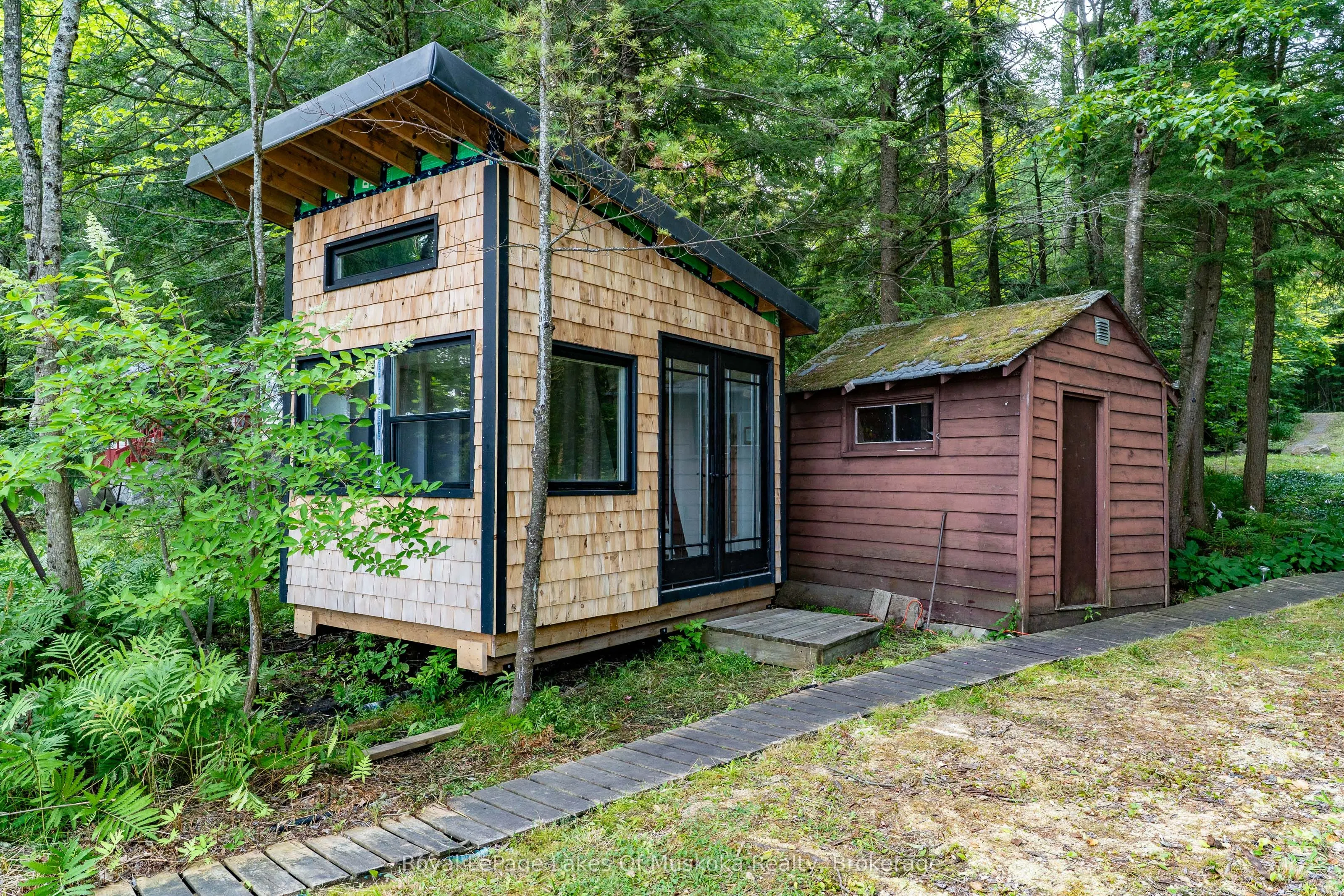 1072 Long Lake Road