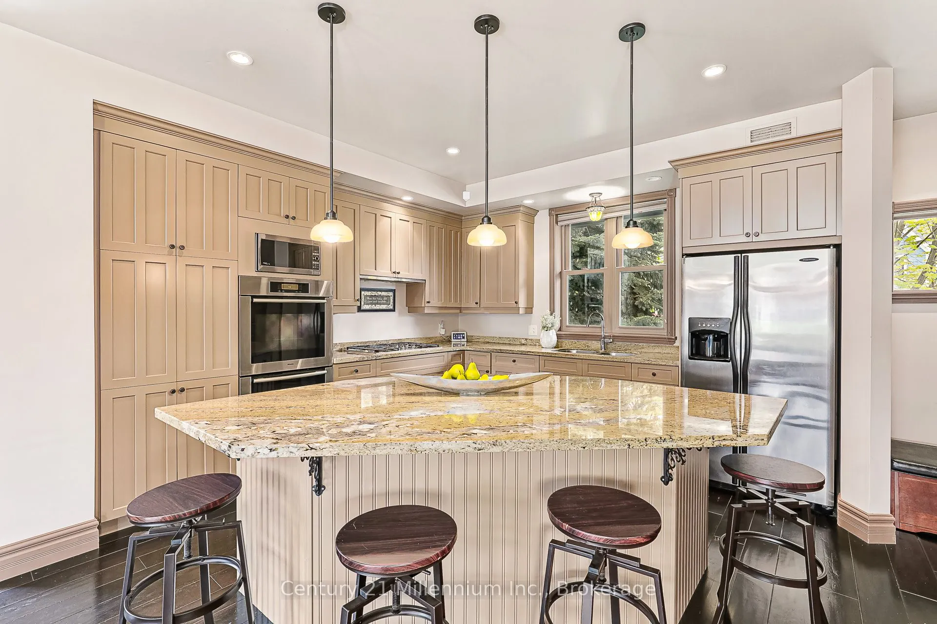 159 Snowbridge Way