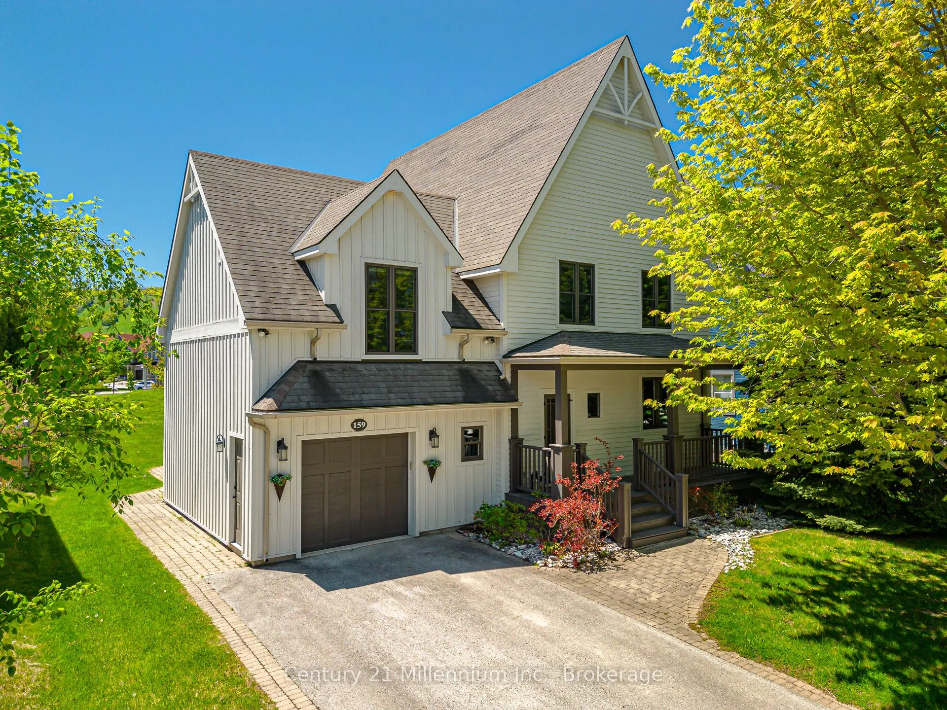 159 Snowbridge Way