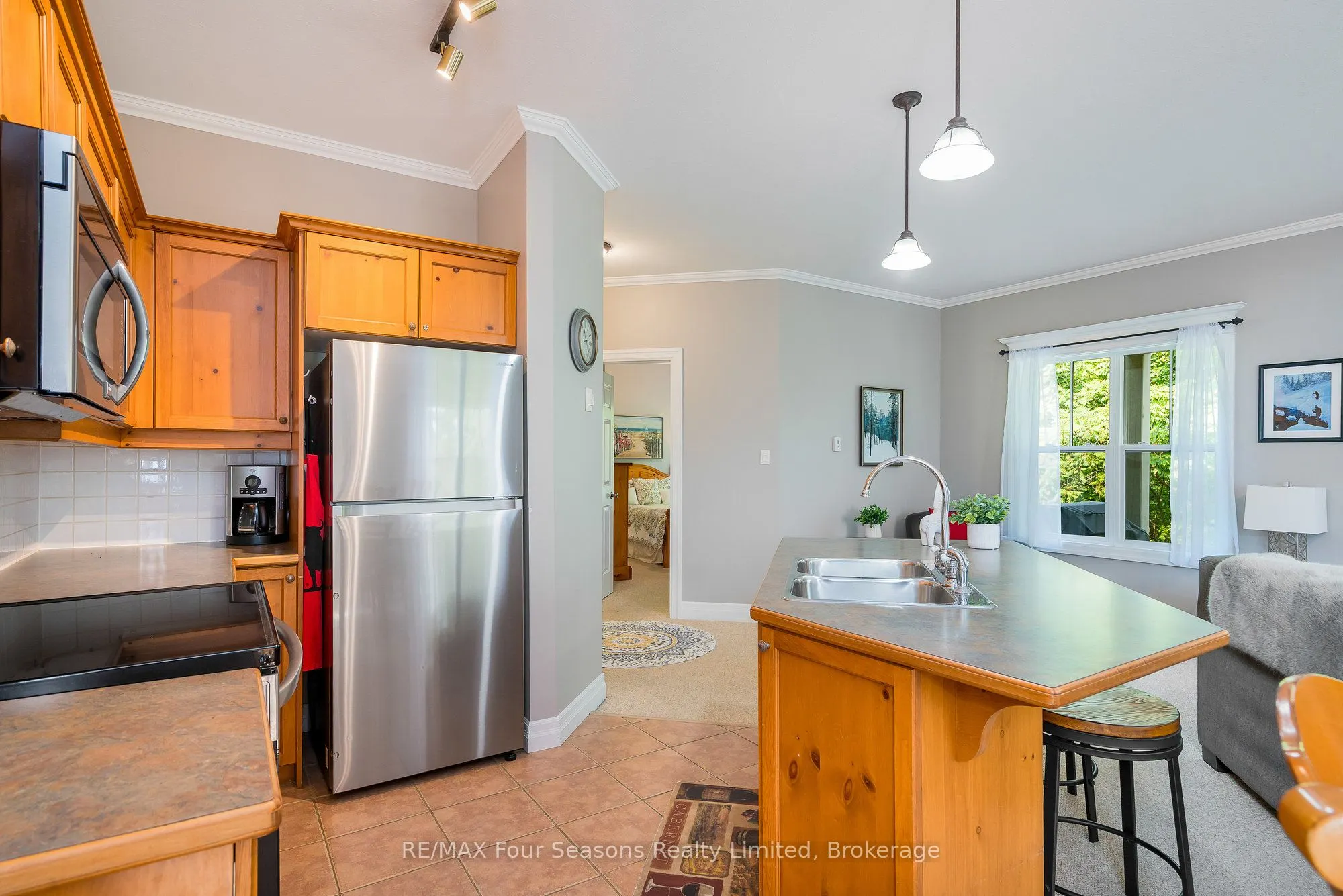 184 Snowbridge Way, #114