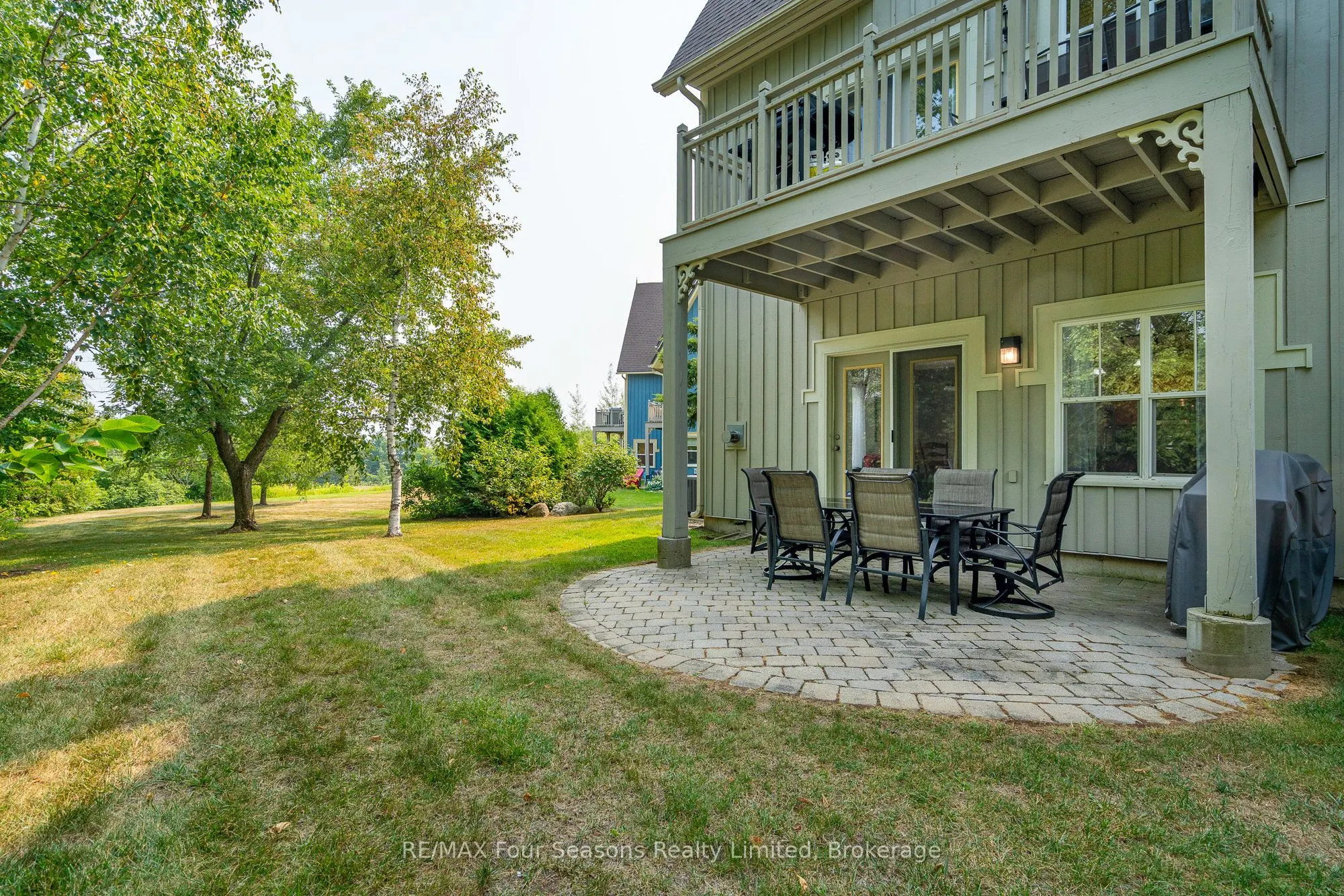 184 Snowbridge Way, #114
