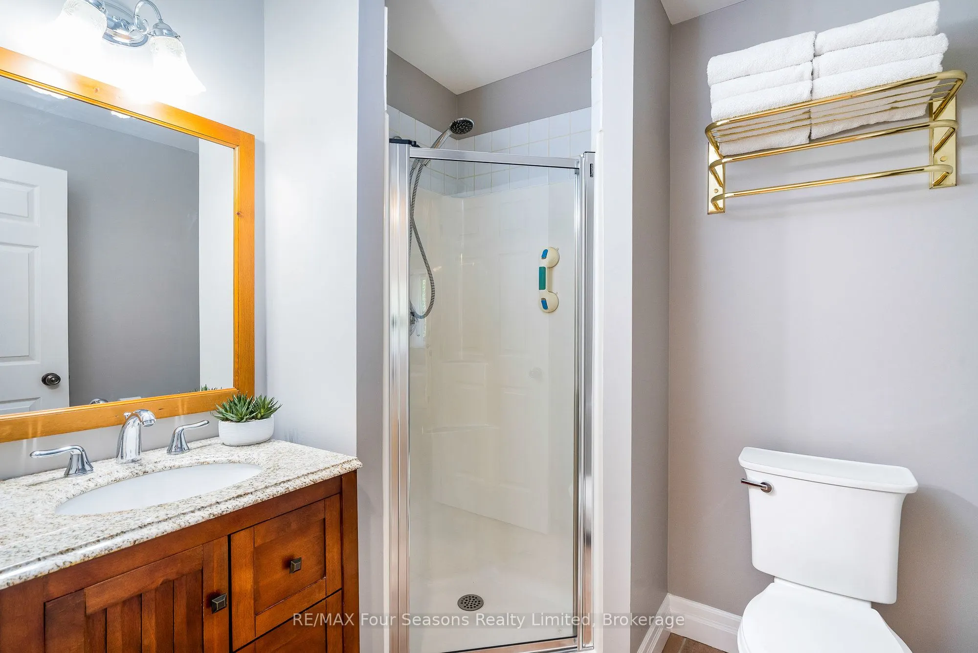 184 Snowbridge Way, #114