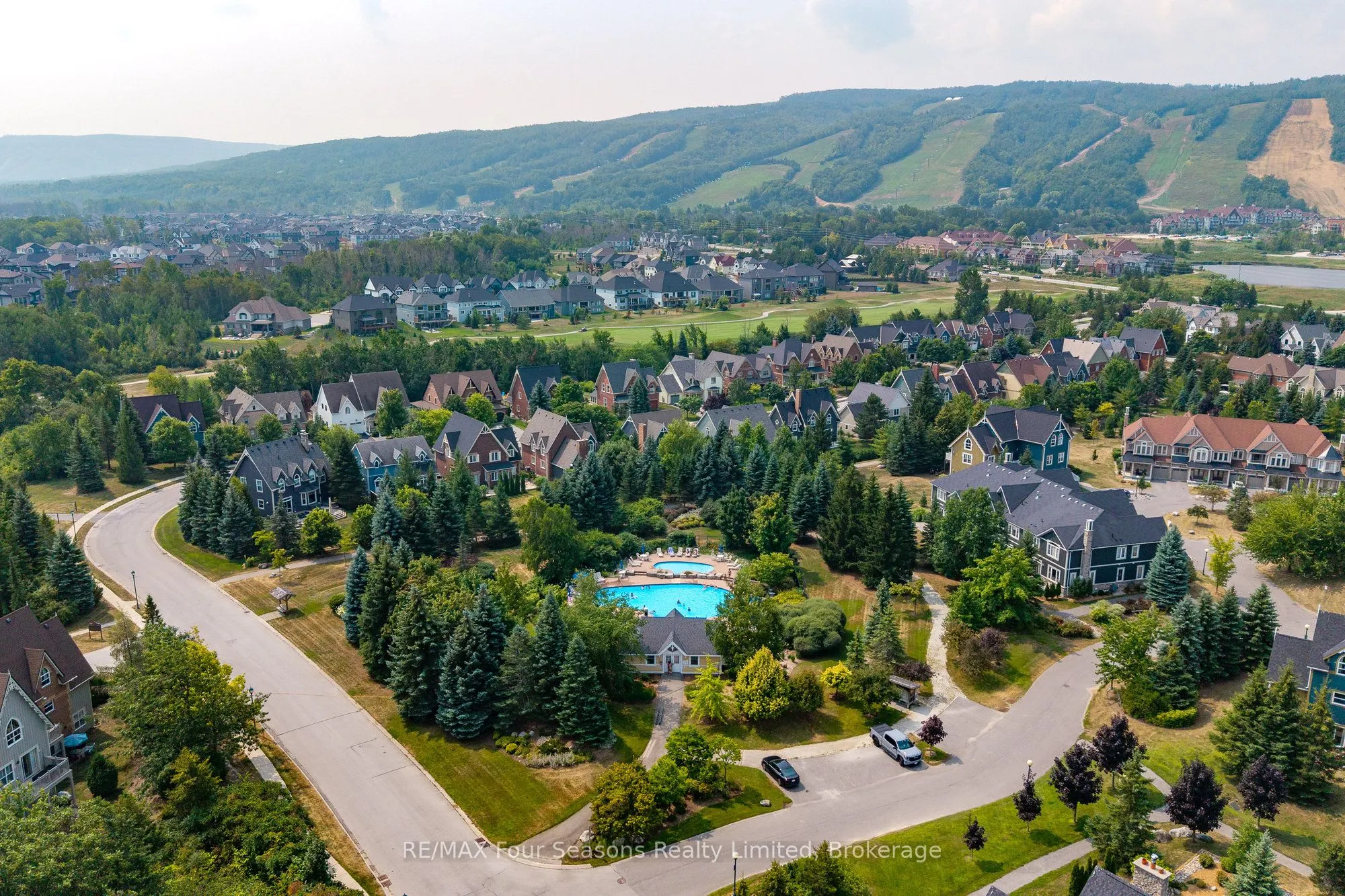 184 Snowbridge Way, #114