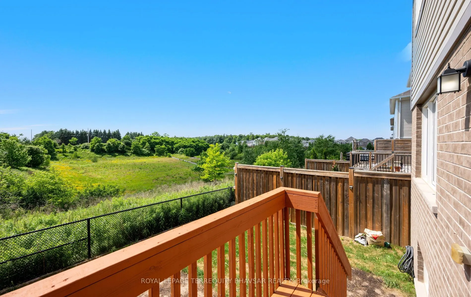 7 Shoreacres Drive