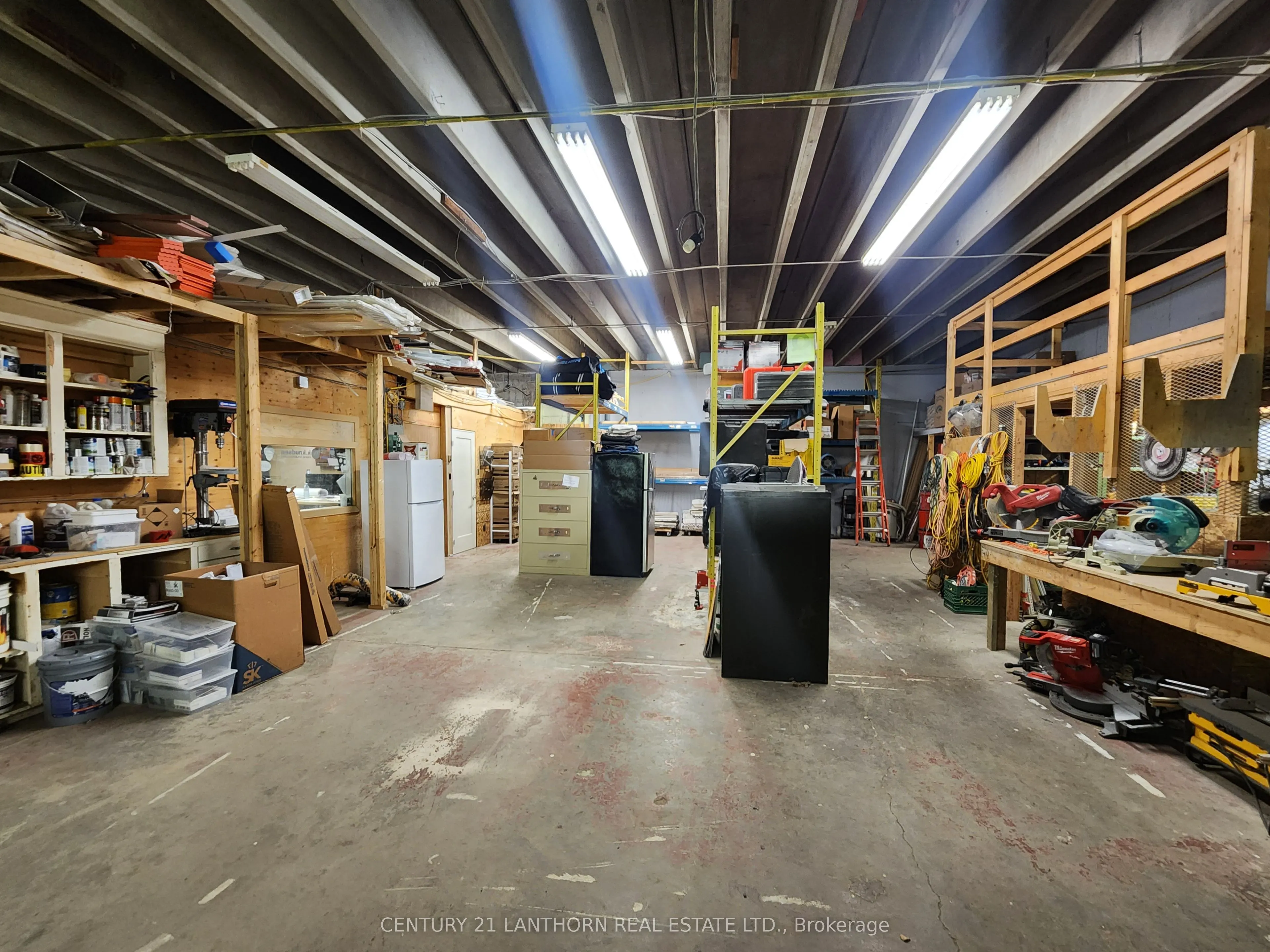 640 Dundas Street E