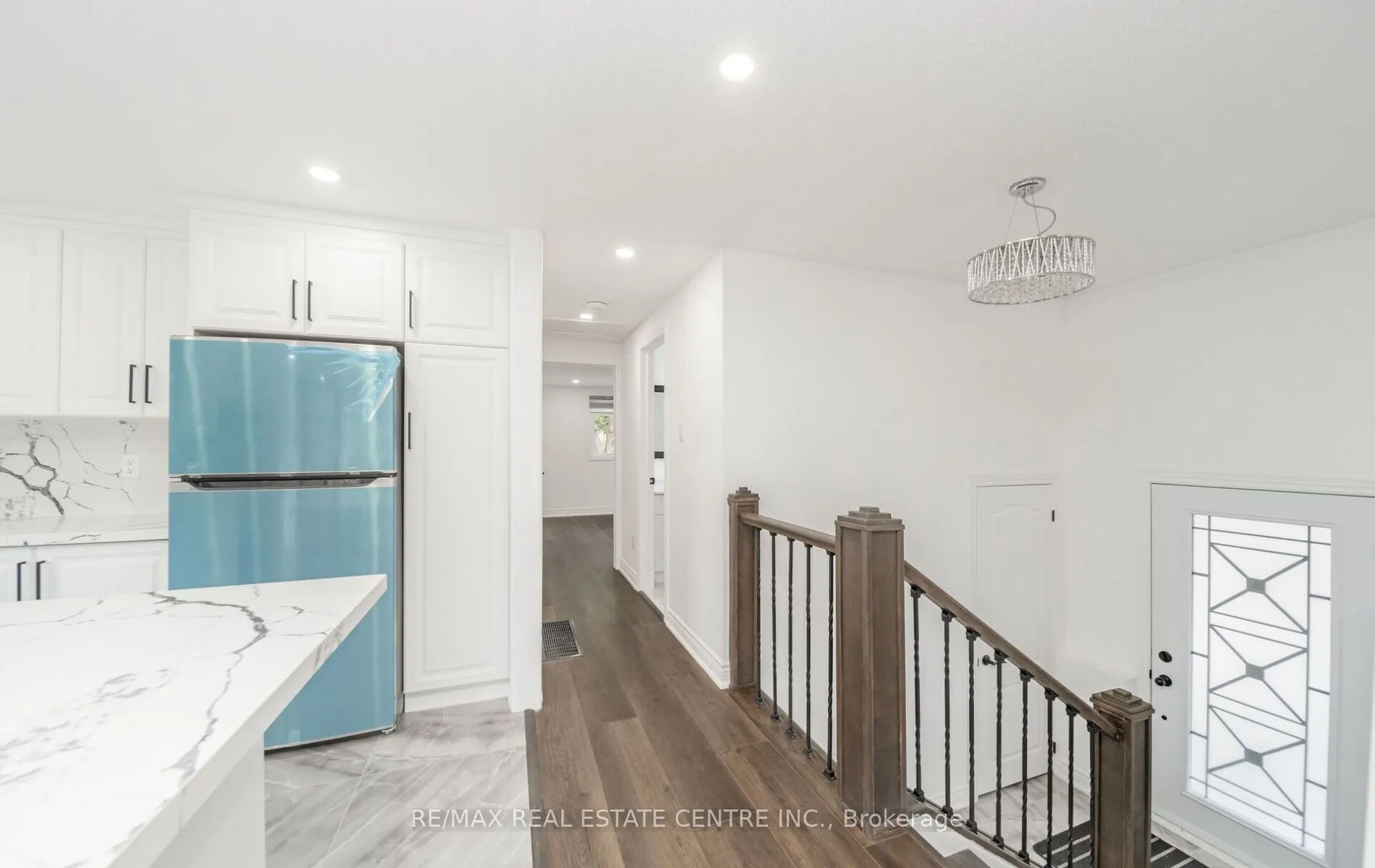 211 Dunsdon Street
