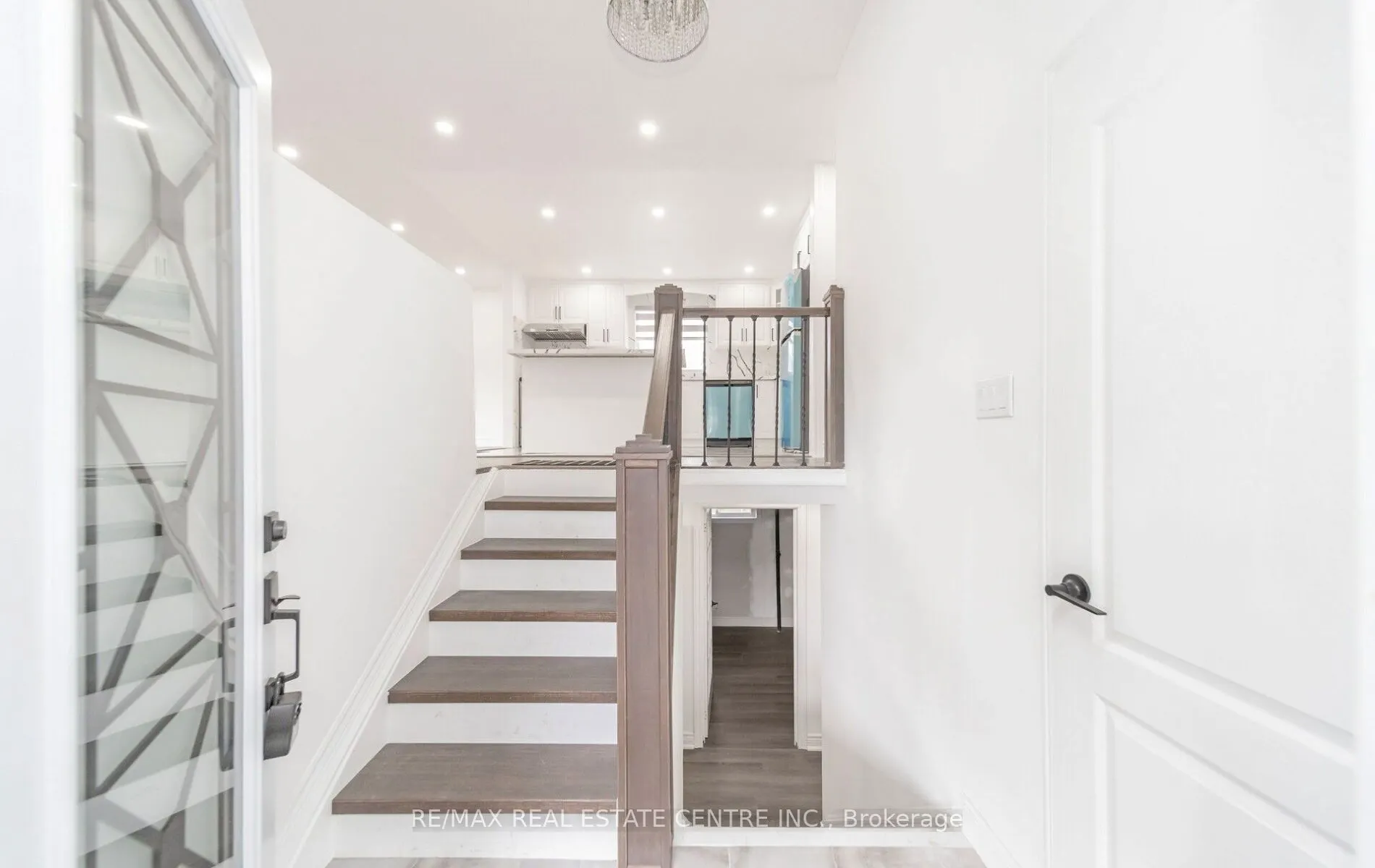211 Dunsdon Street