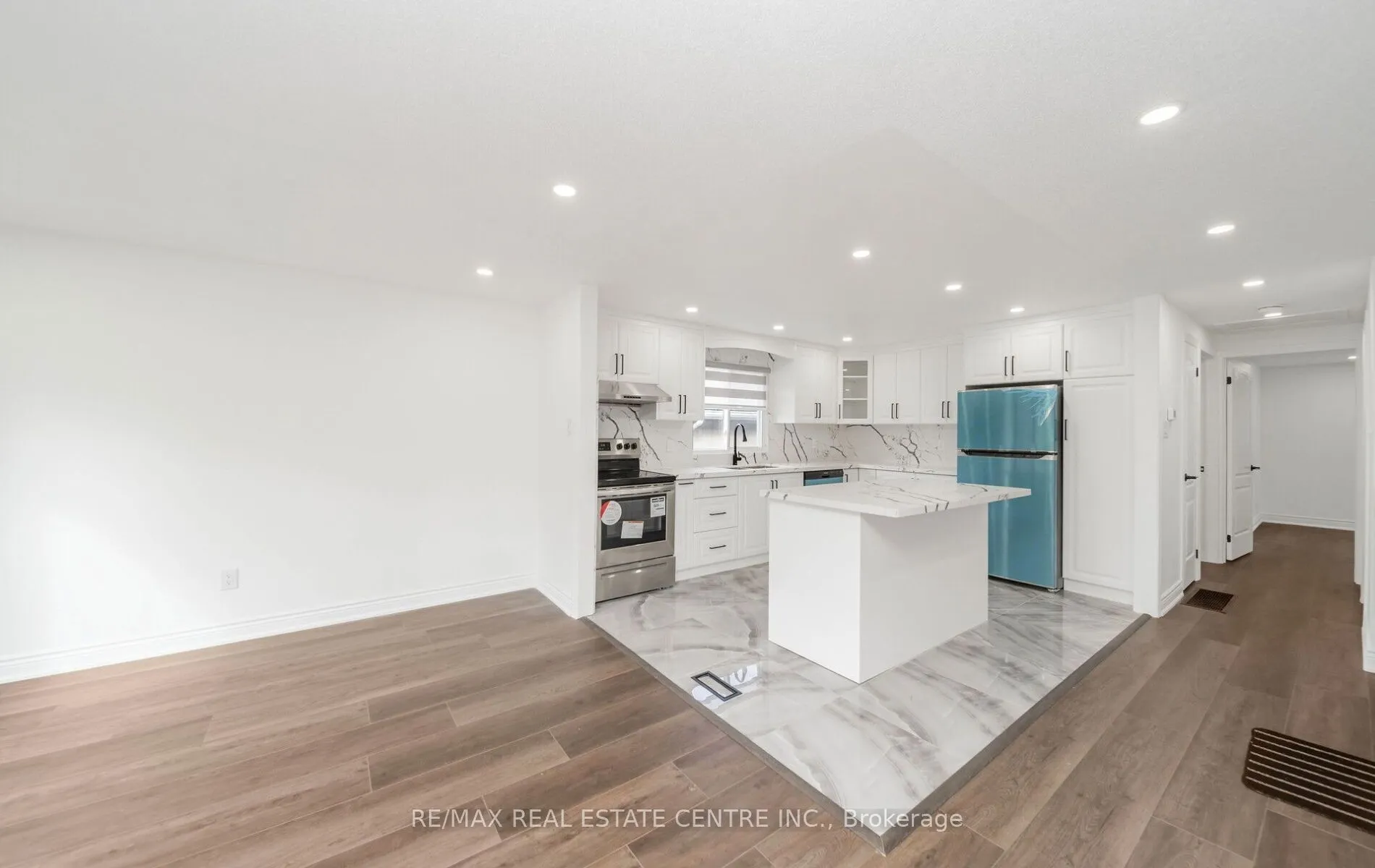 211 Dunsdon Street
