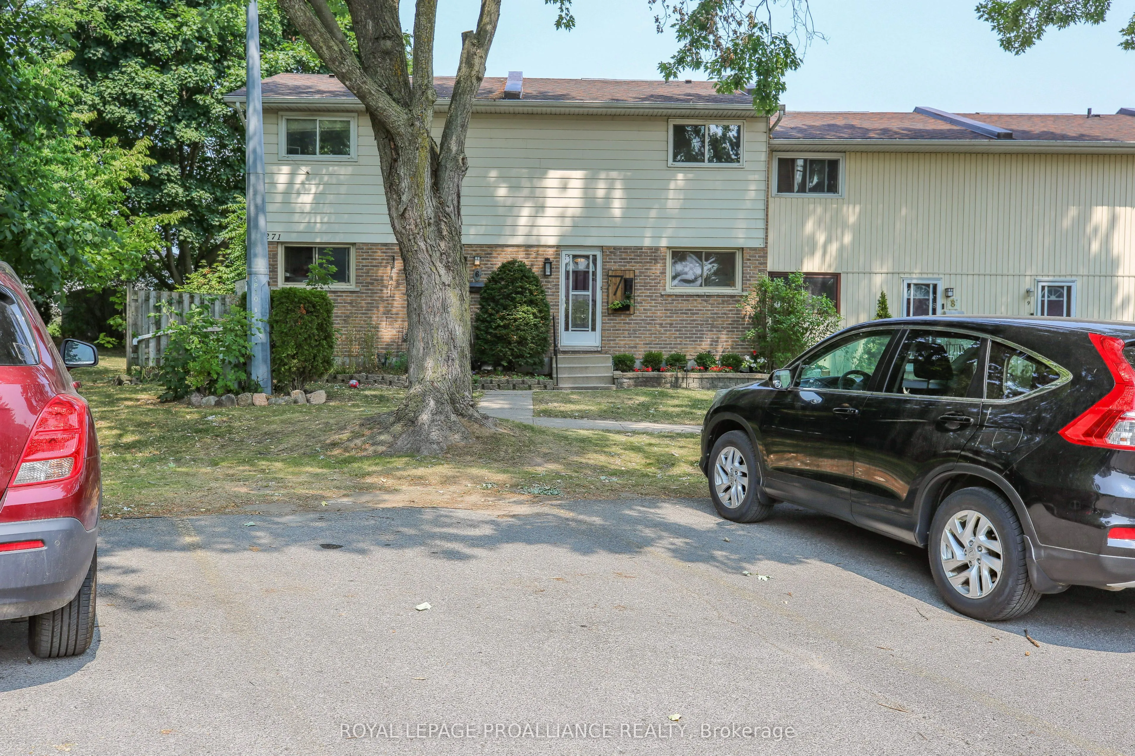 1271 Millwood Avenue, #7