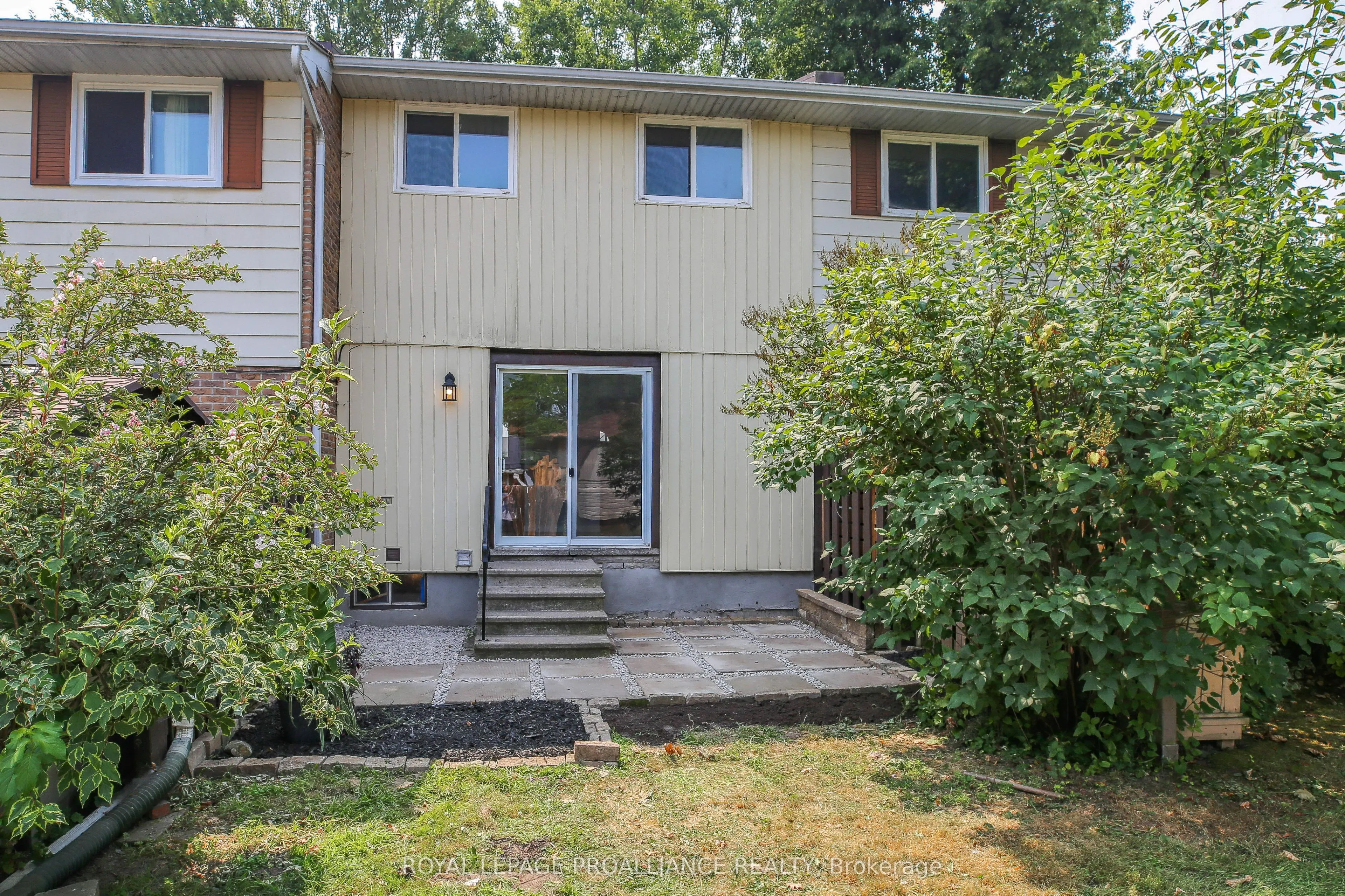 1271 Millwood Avenue, #7