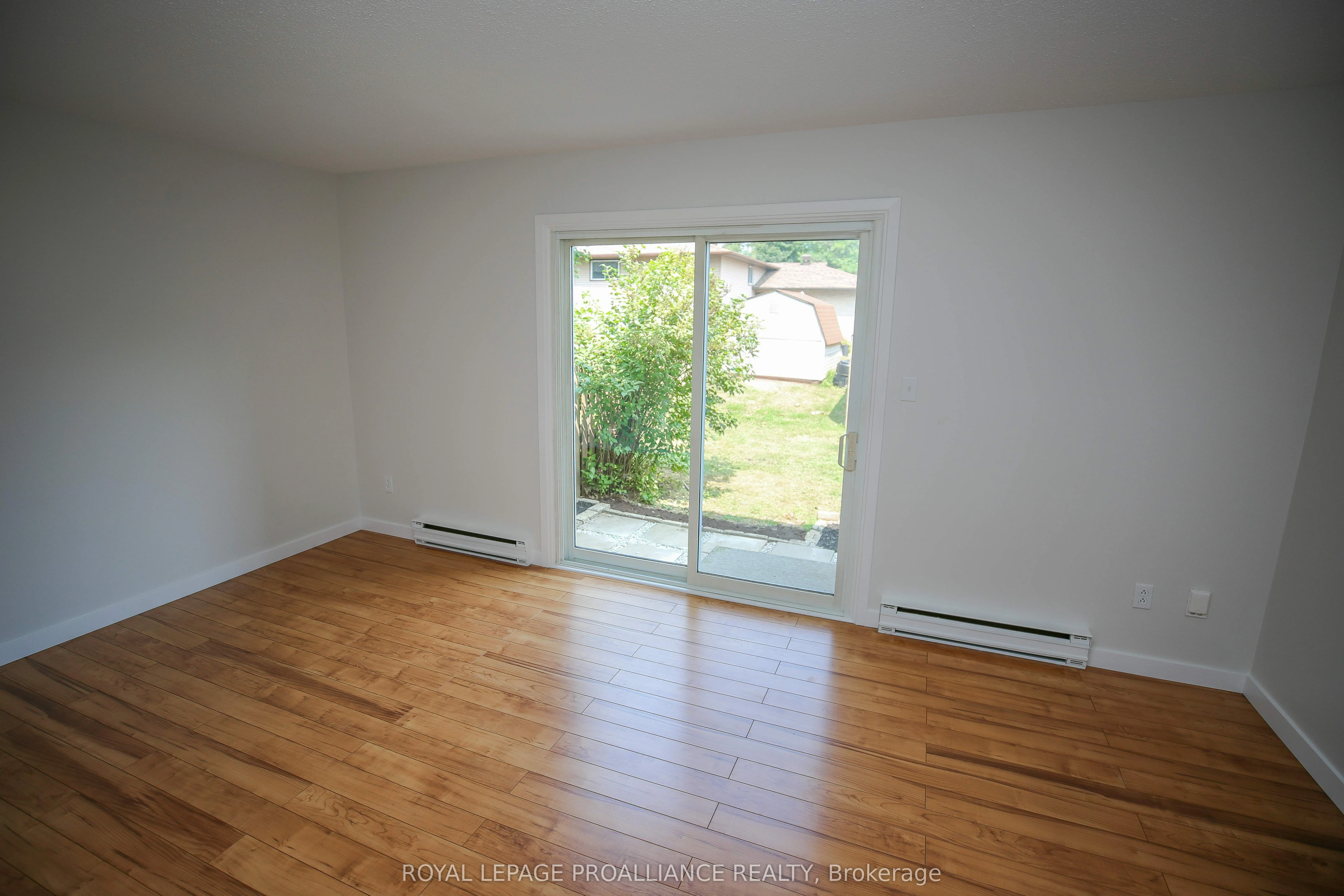 1271 Millwood Avenue, #7