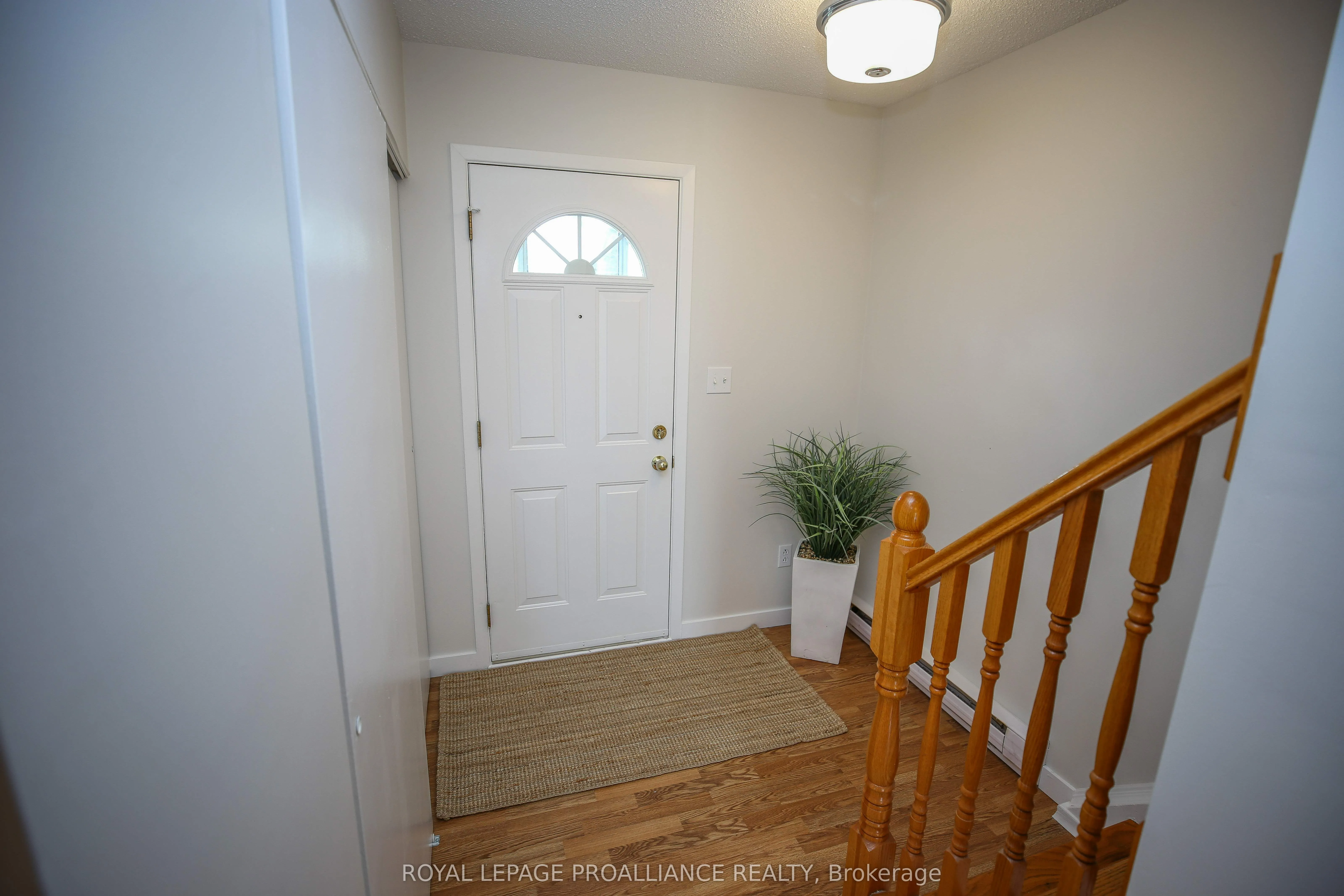 1271 Millwood Avenue, #7