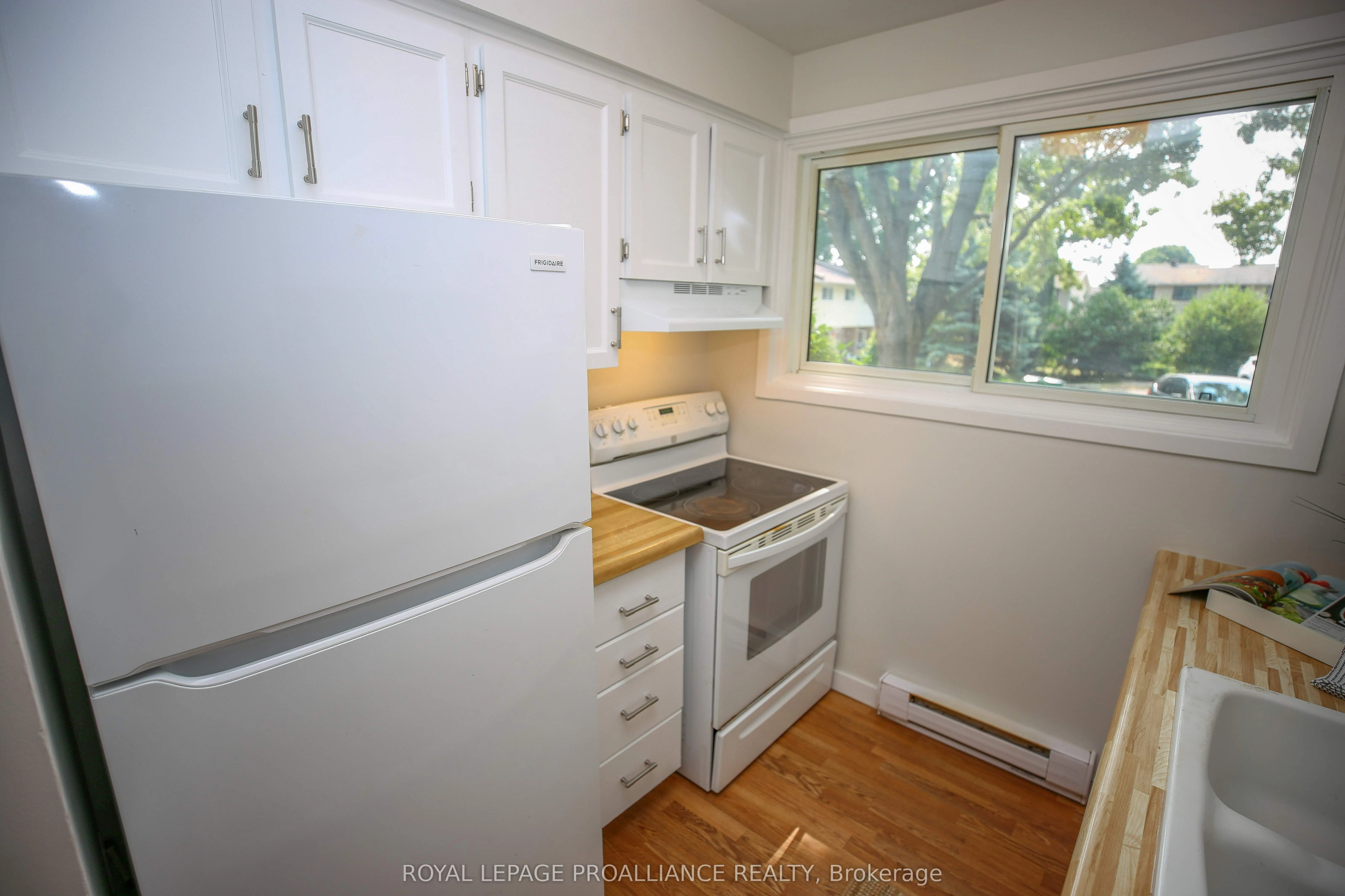 1271 Millwood Avenue, #7