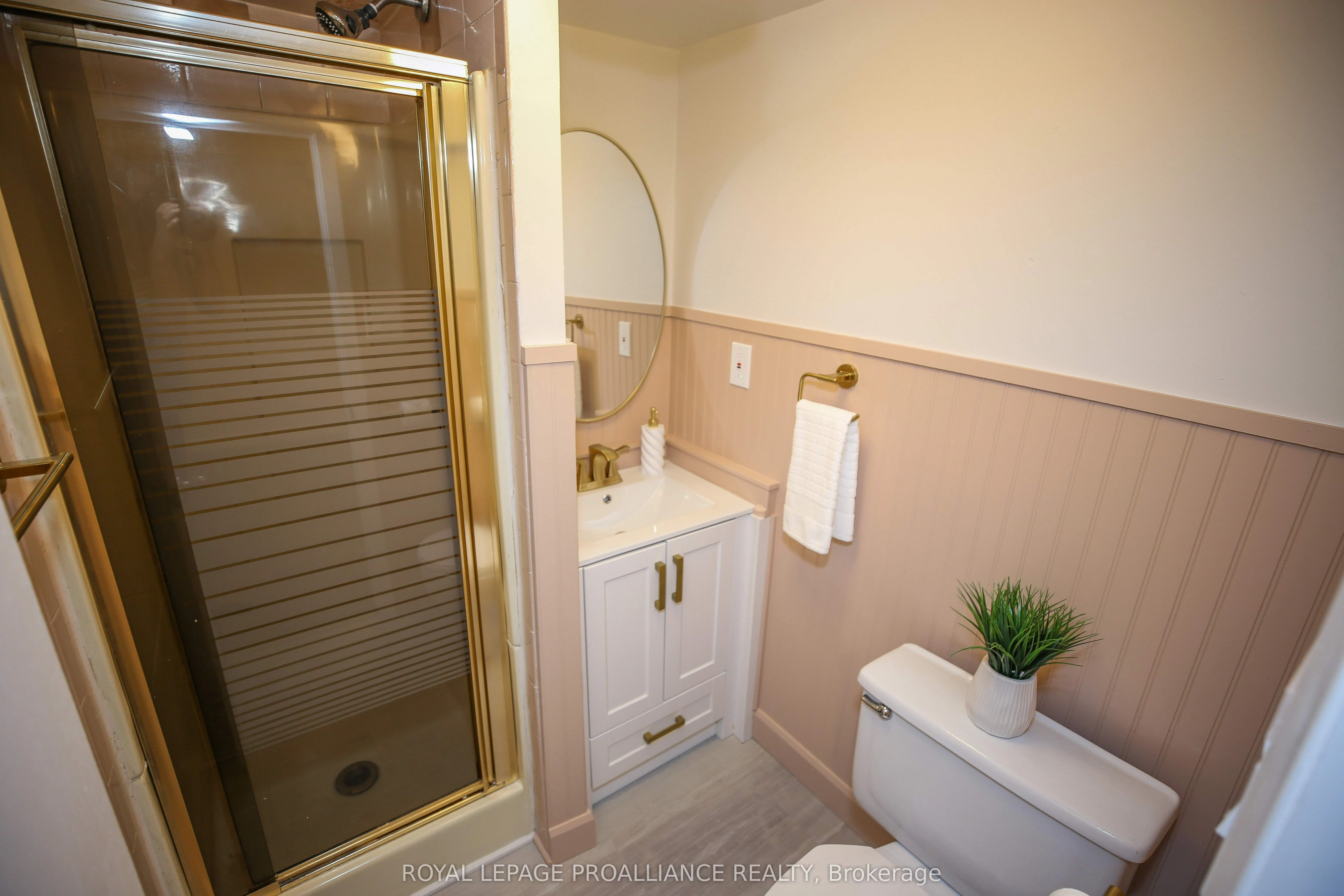 1271 Millwood Avenue, #7