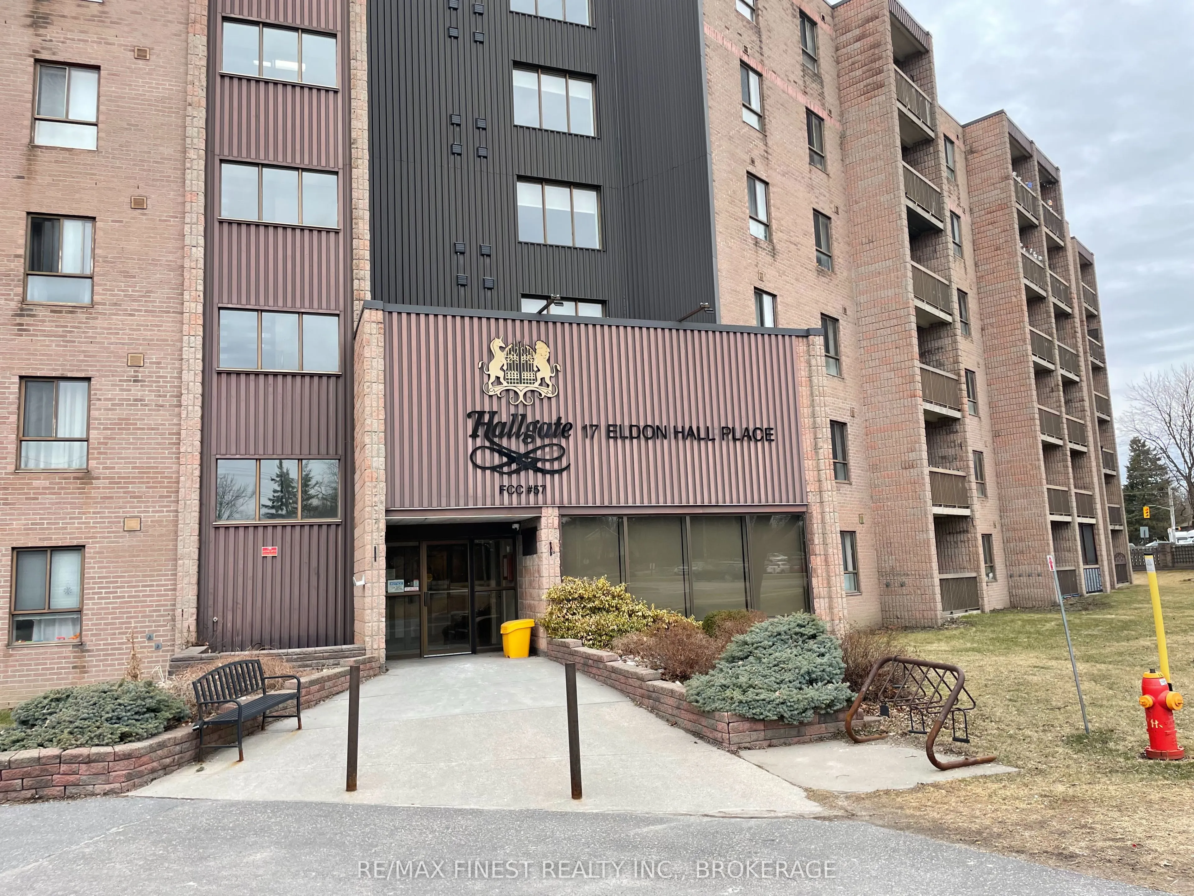 17 Eldon Hall Place, #204