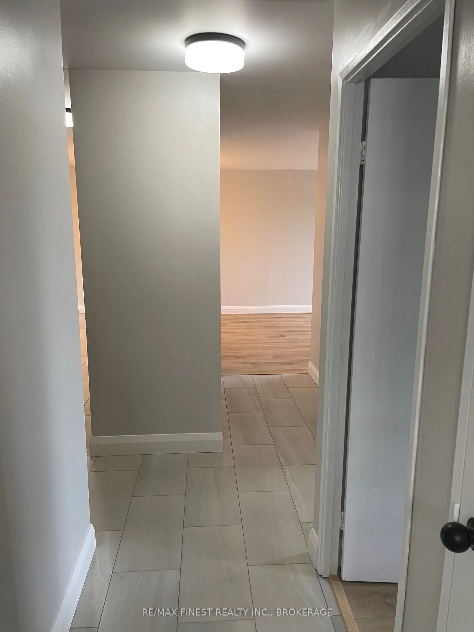 17 Eldon Hall Place, #204