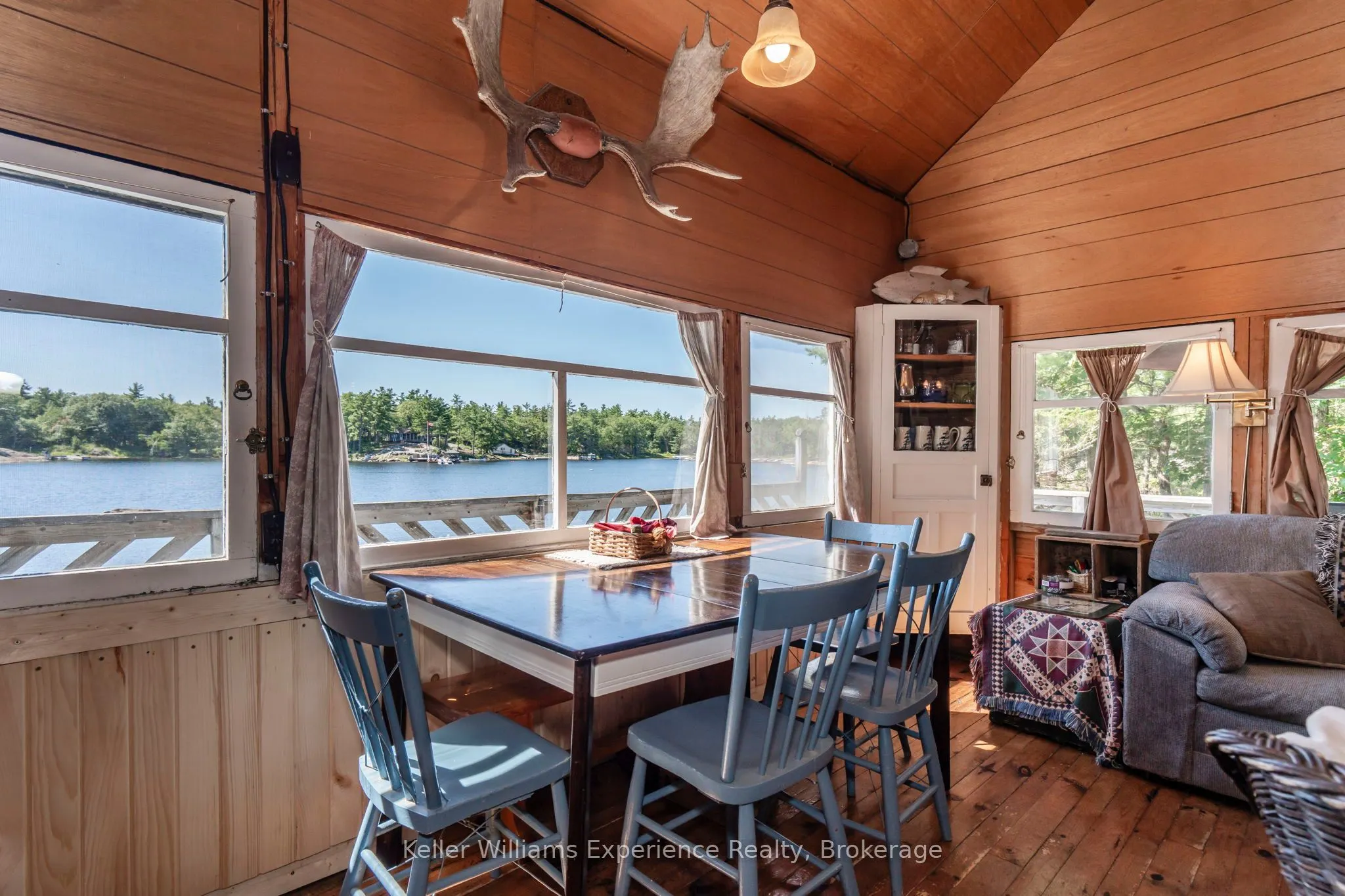8326 Is 2210 Georgian Bay