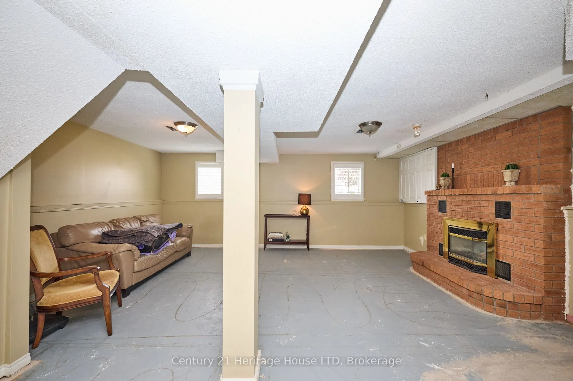 7724 Donlee Drive