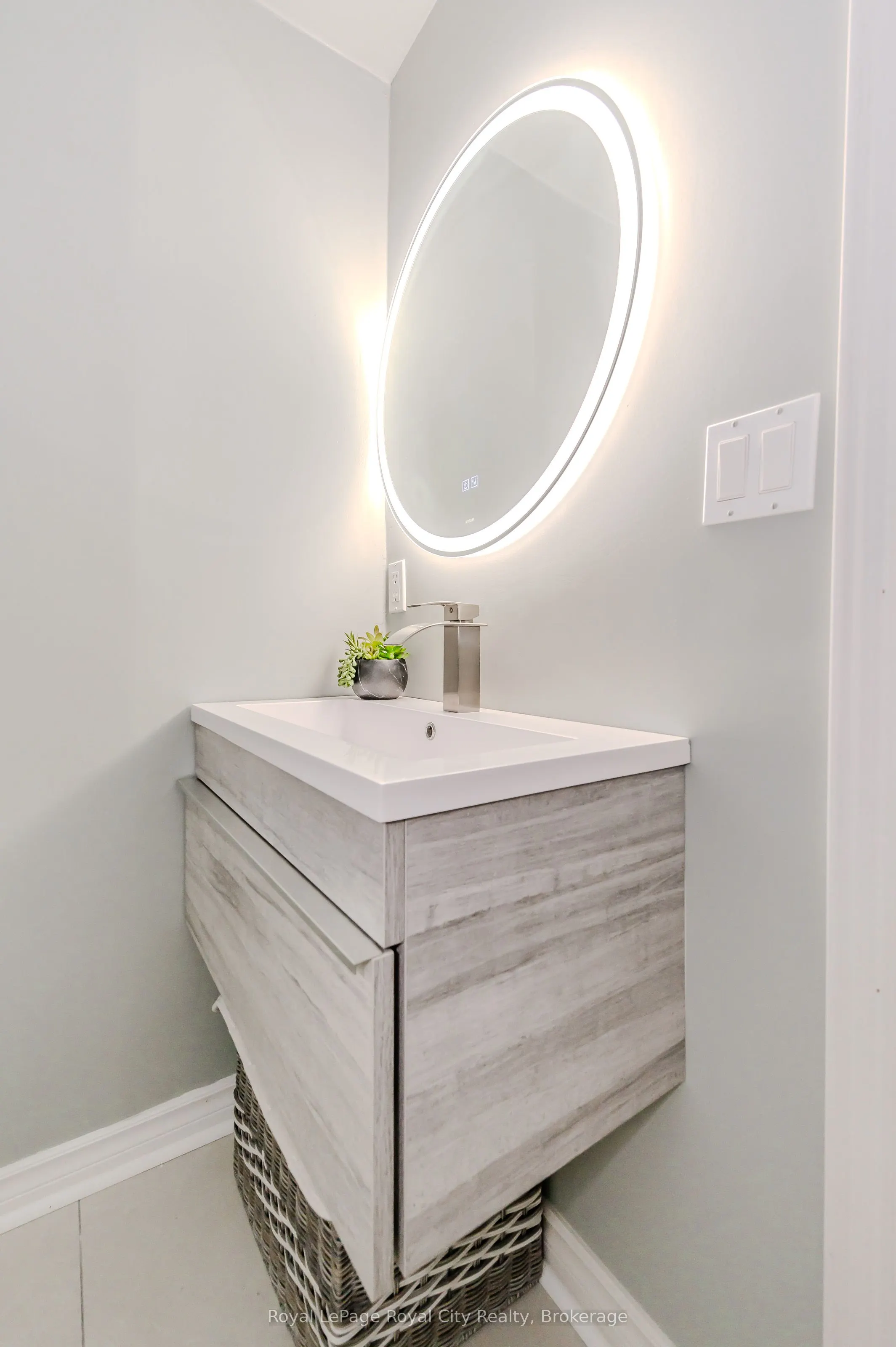 30D Flamingo Drive, #53