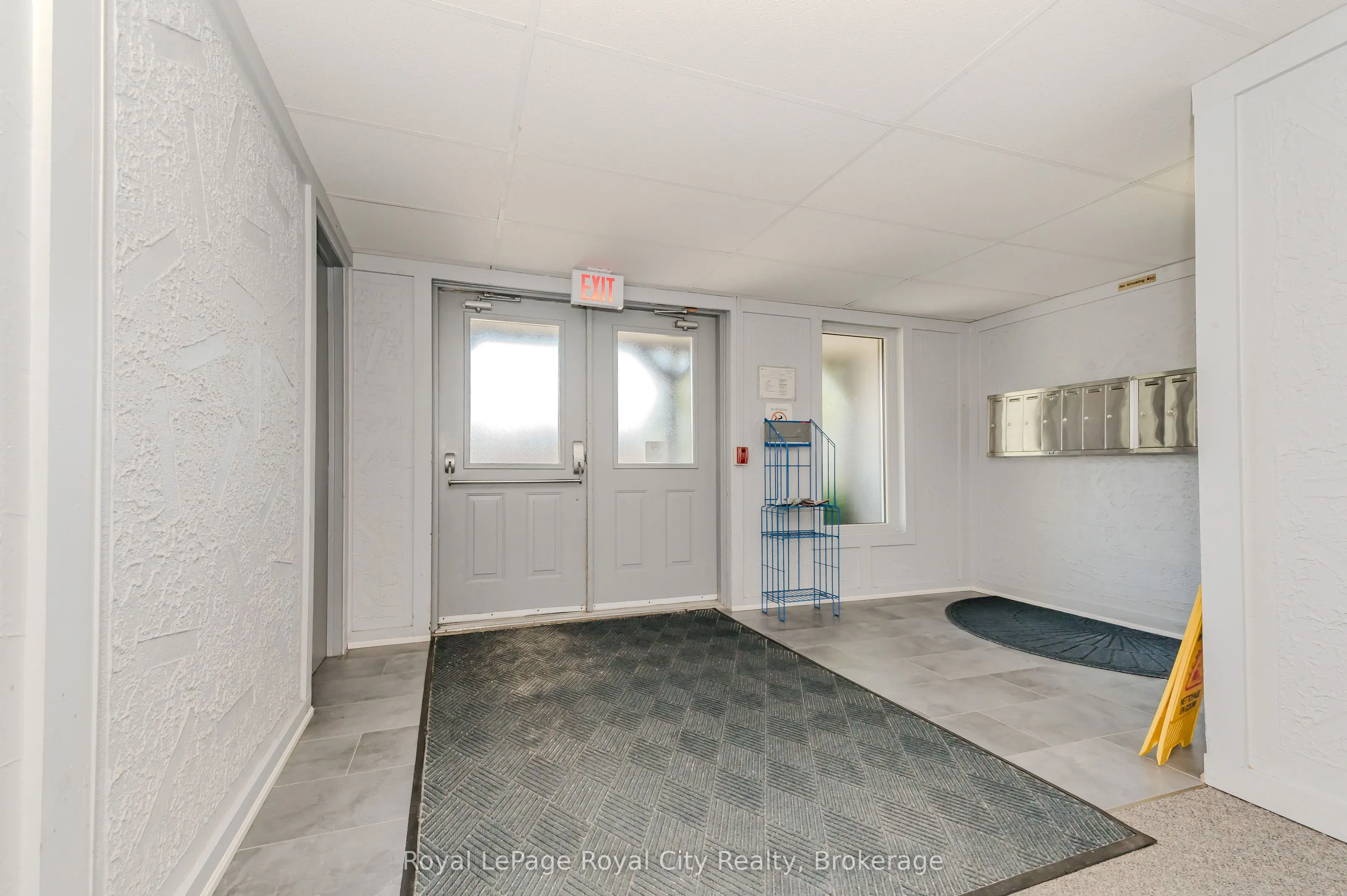 30D Flamingo Drive, #53