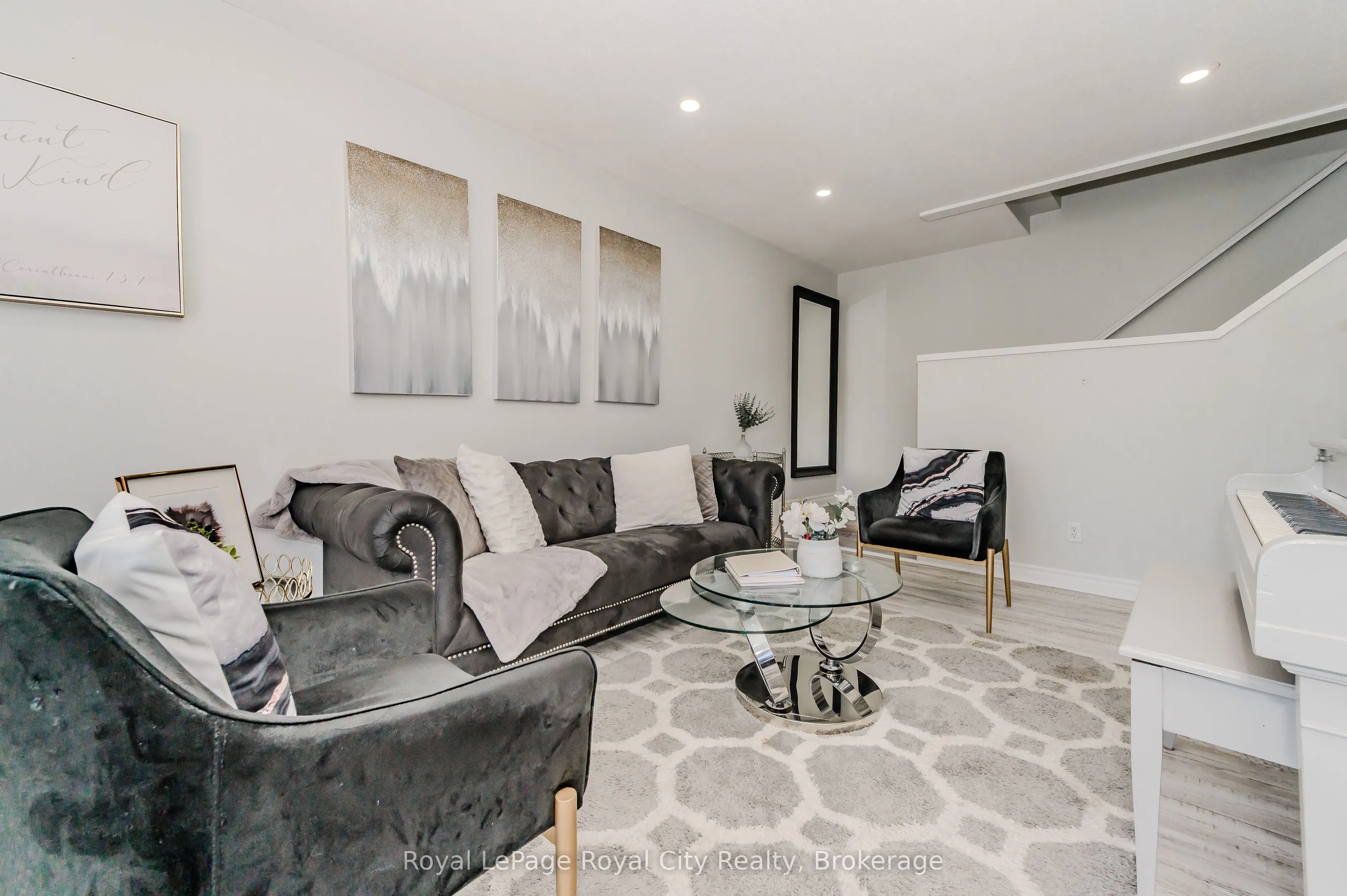 30D Flamingo Drive, #53