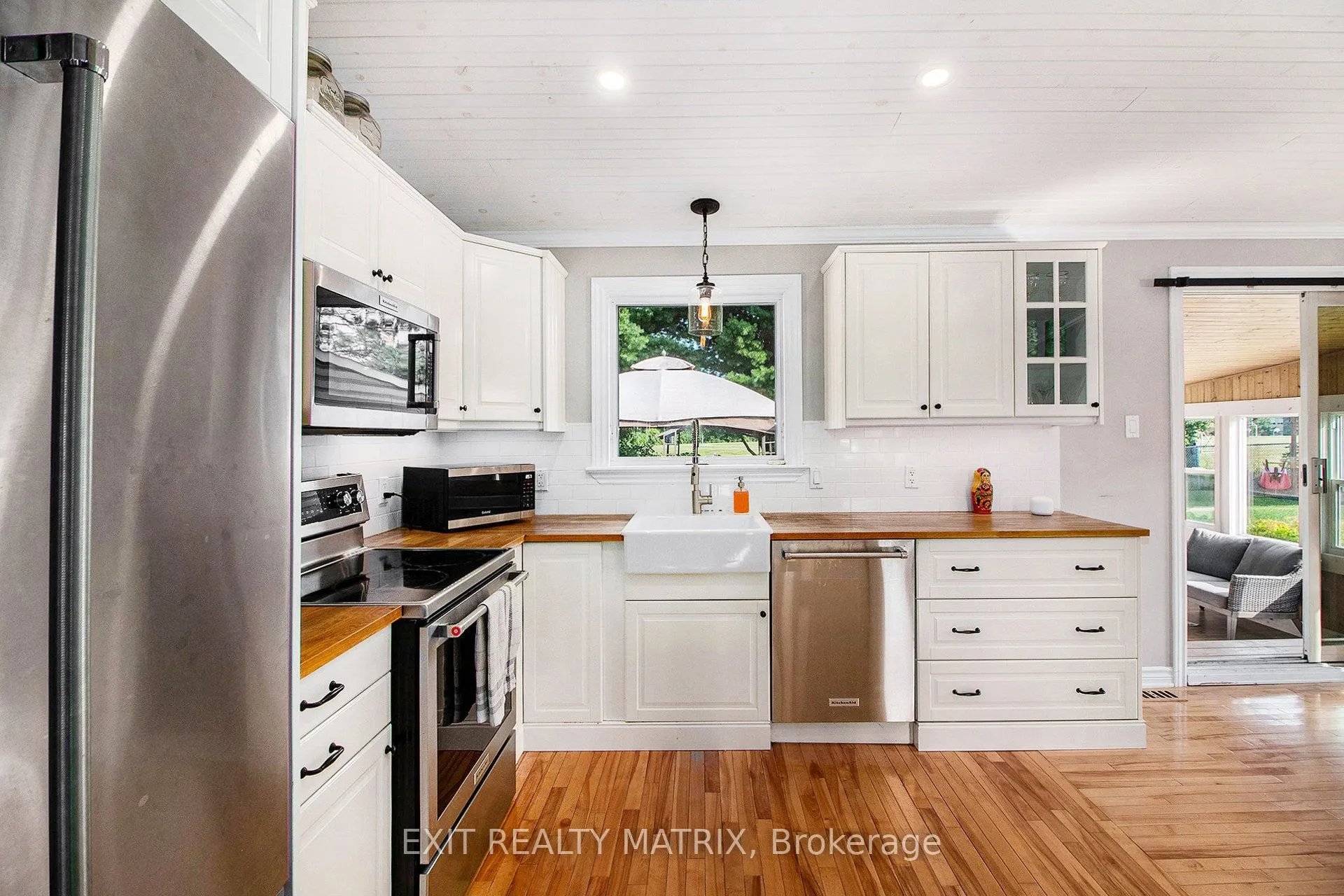 24 Ste Therese Boulevard