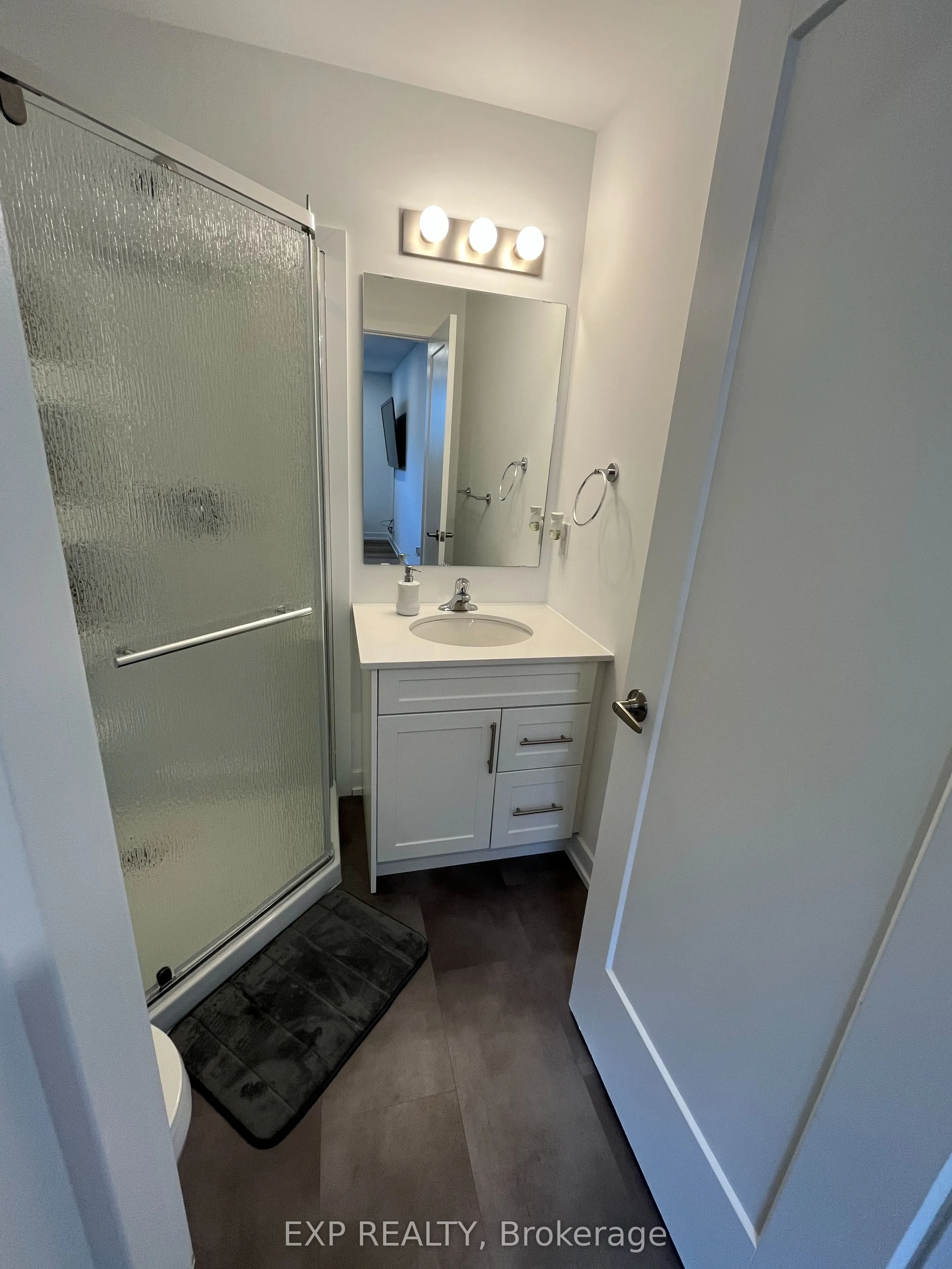 4263 Fourth Avenue, #711