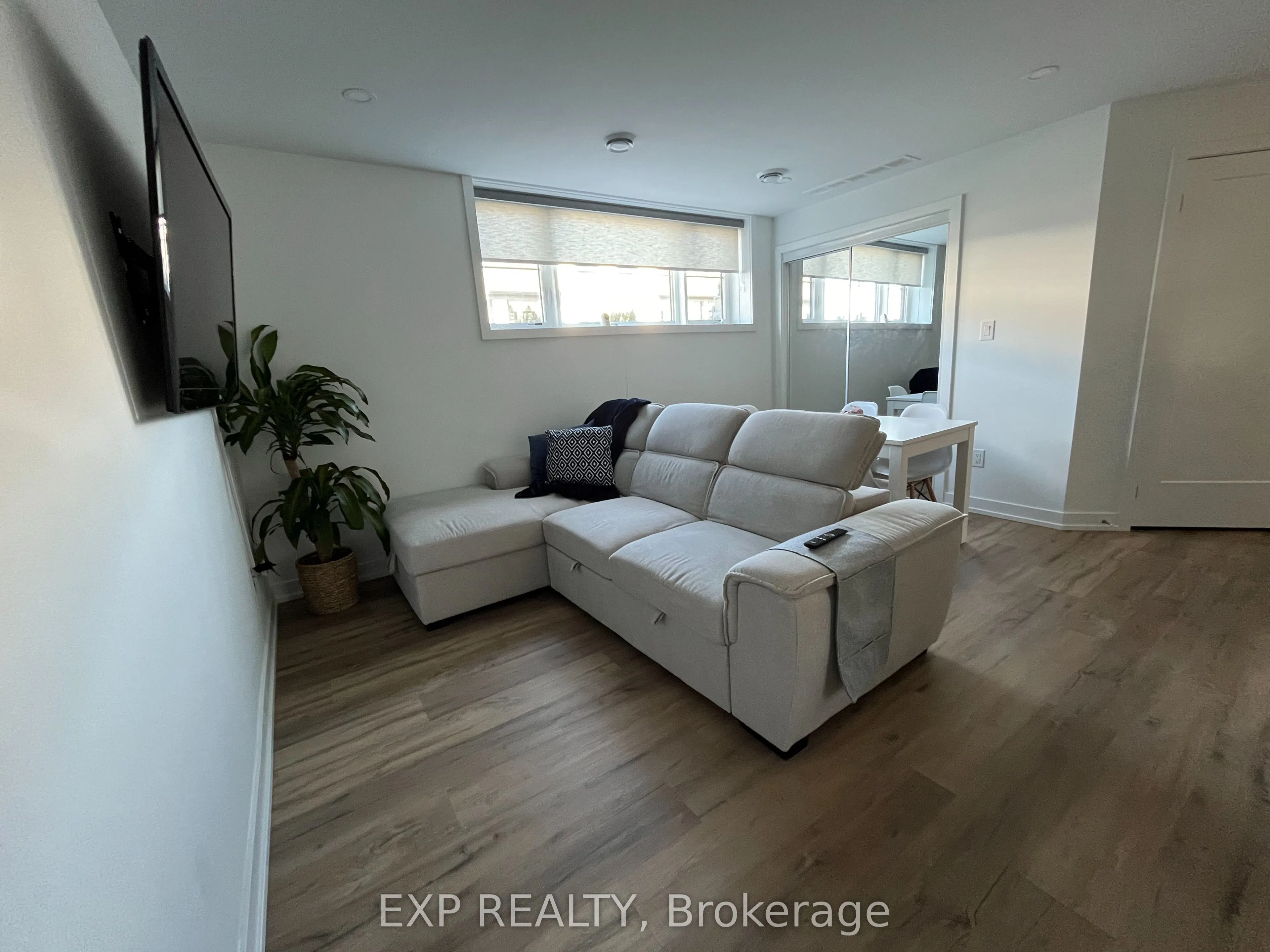 4263 Fourth Avenue, #711