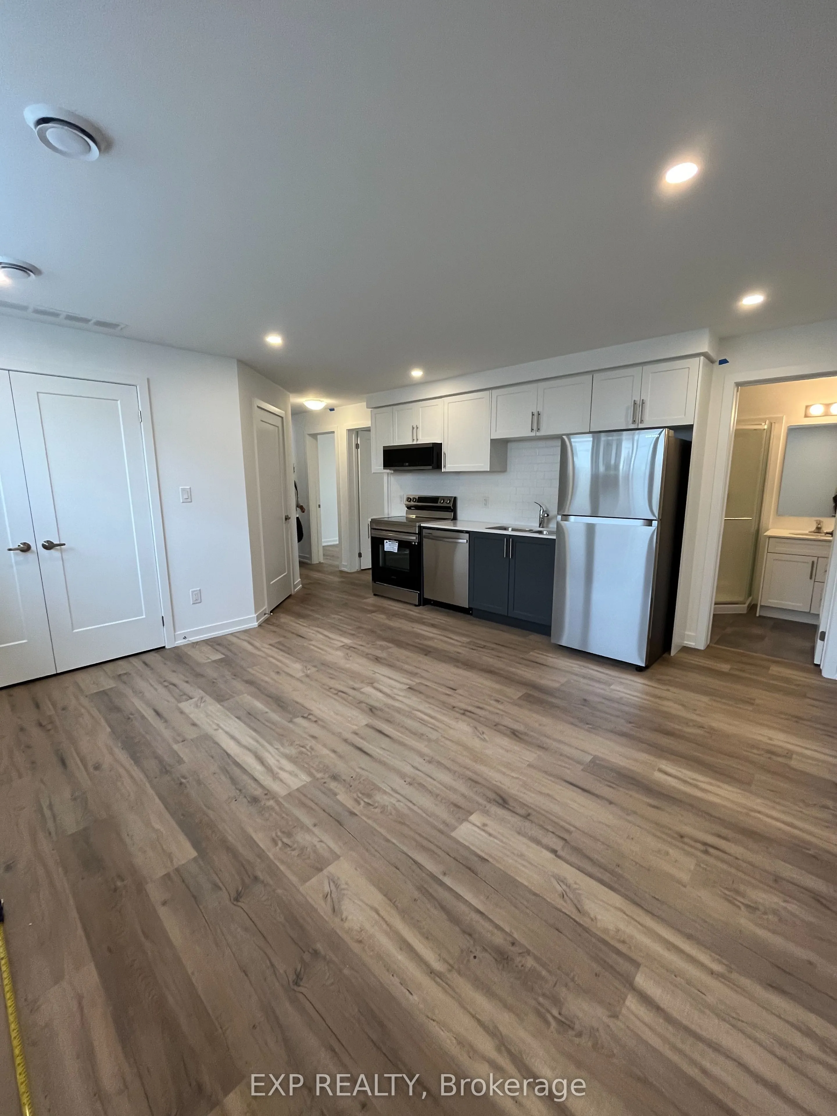 4263 Fourth Avenue, #711