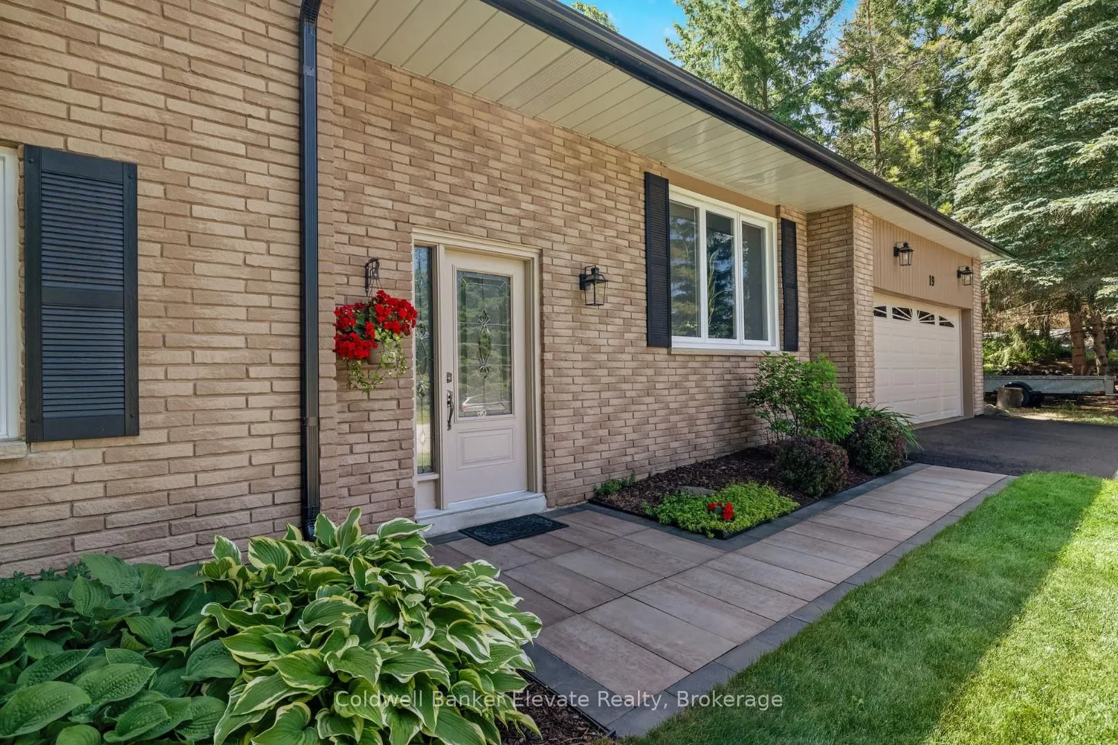 19 Wesley Crescent