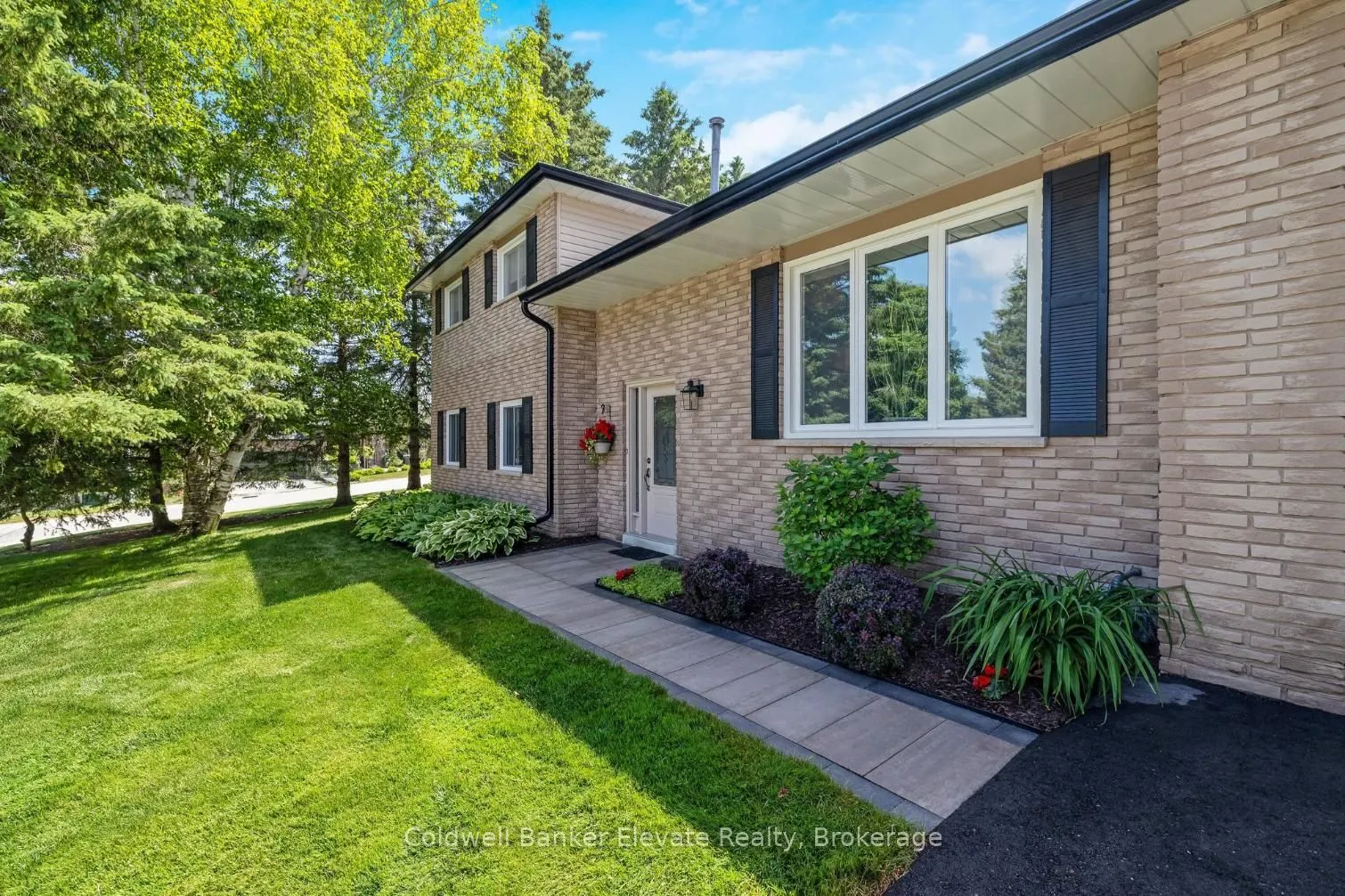 19 Wesley Crescent