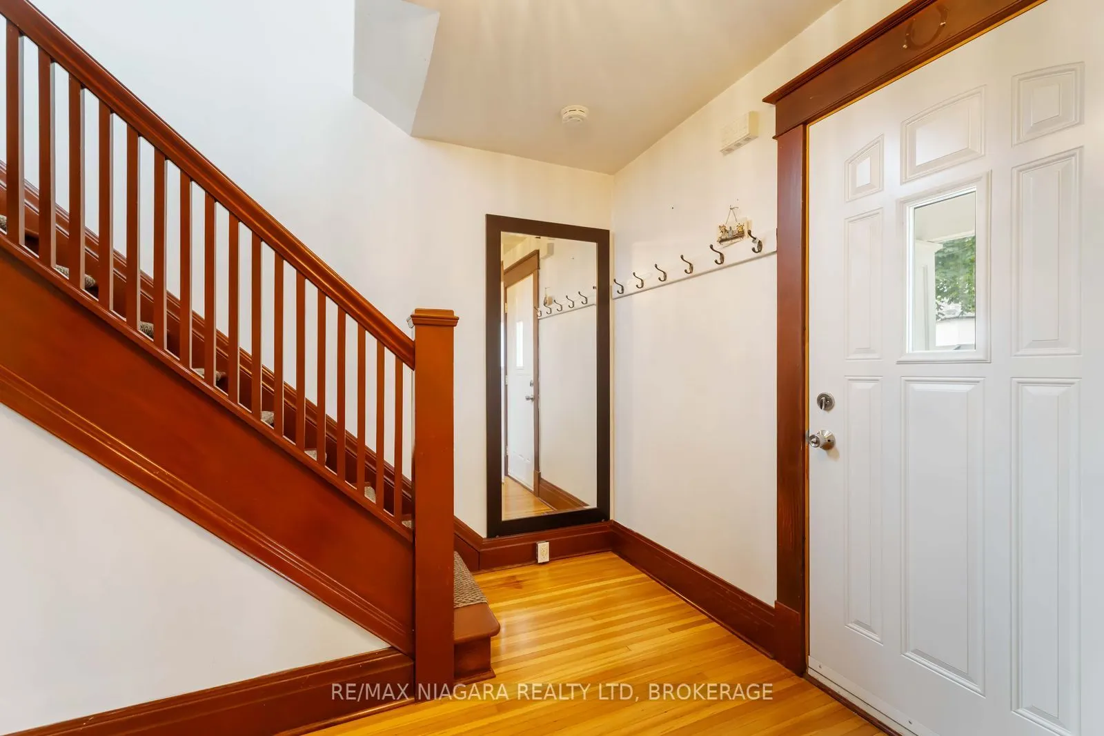 8 Russell Avenue