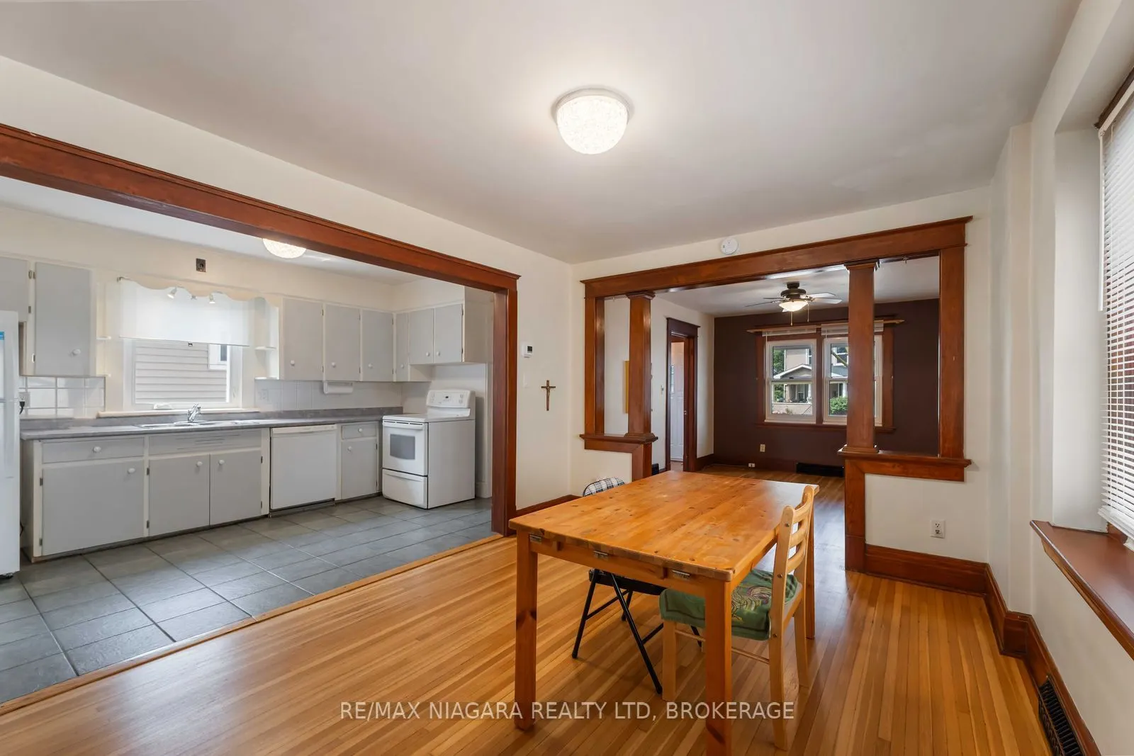 8 Russell Avenue
