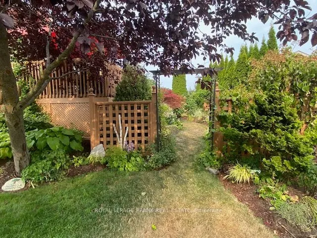 15A GROSS Street