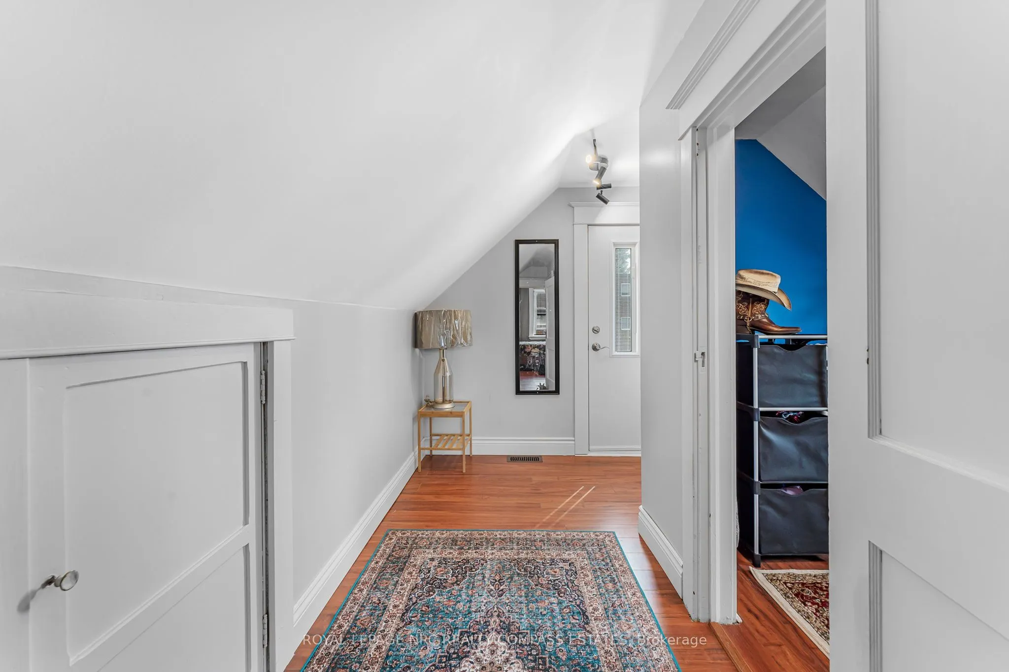 4 Manning Street
