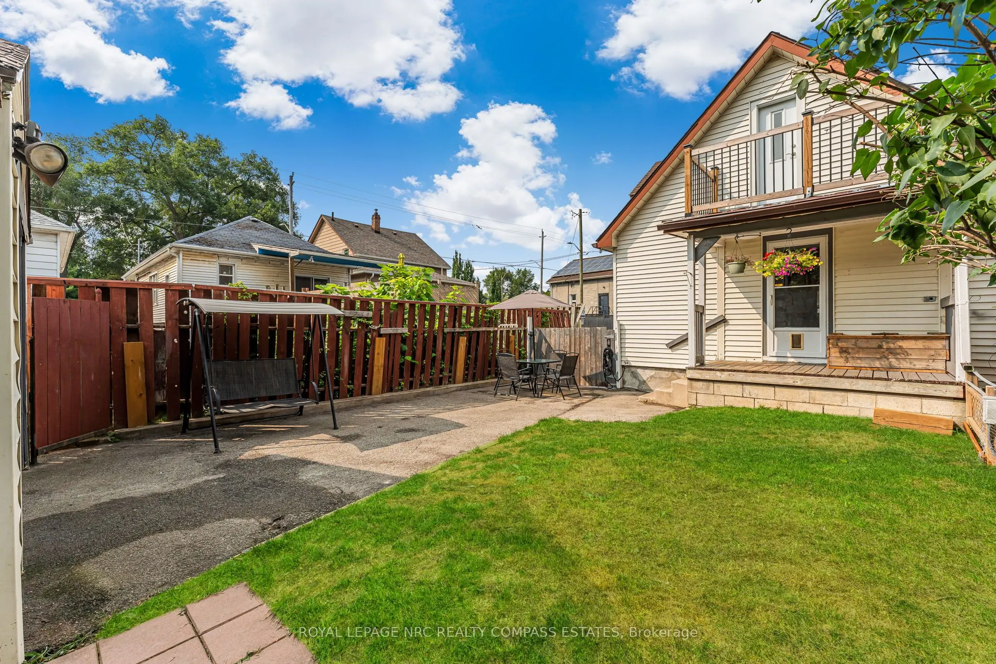 4 Manning Street