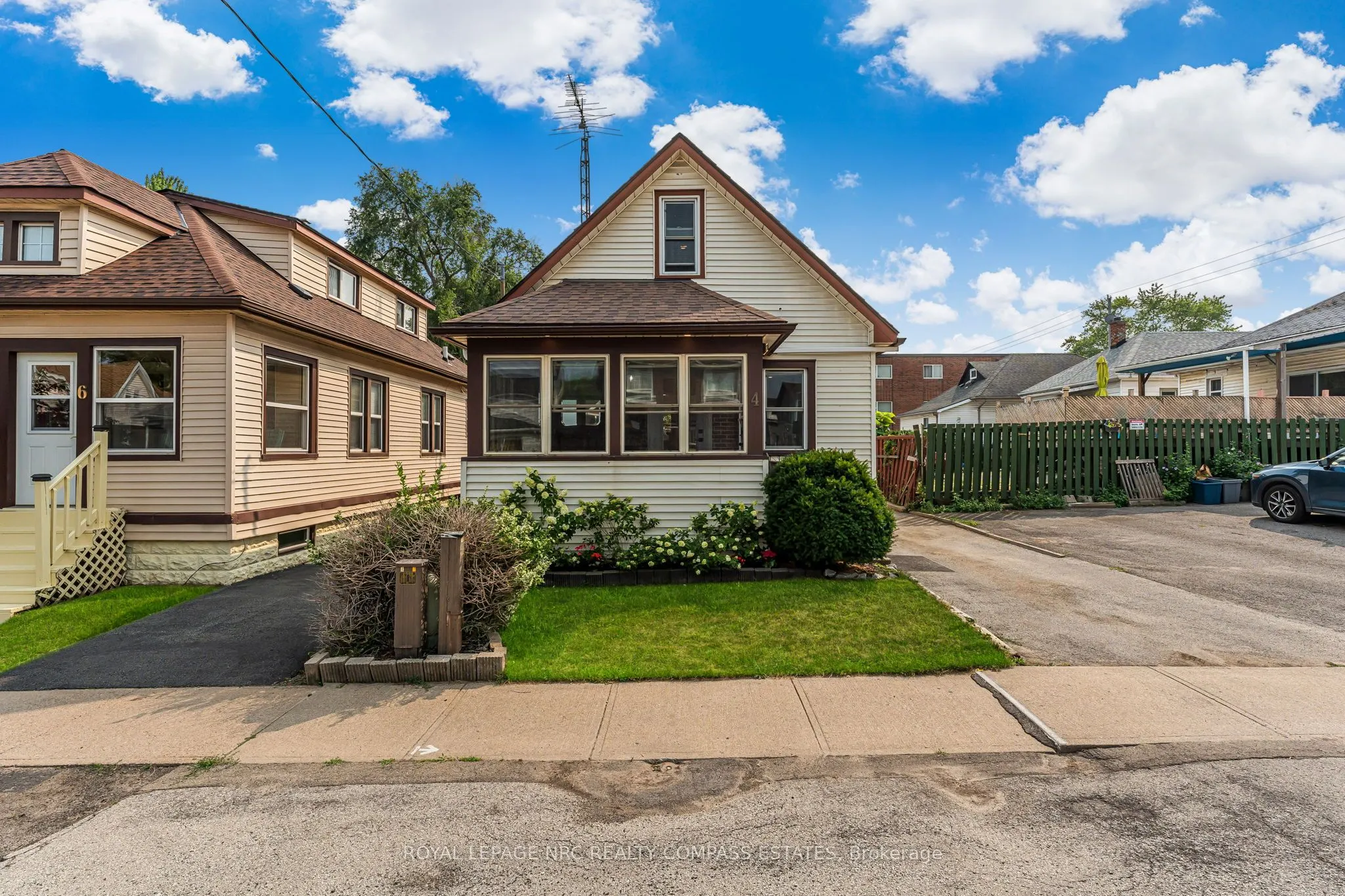 4 Manning Street