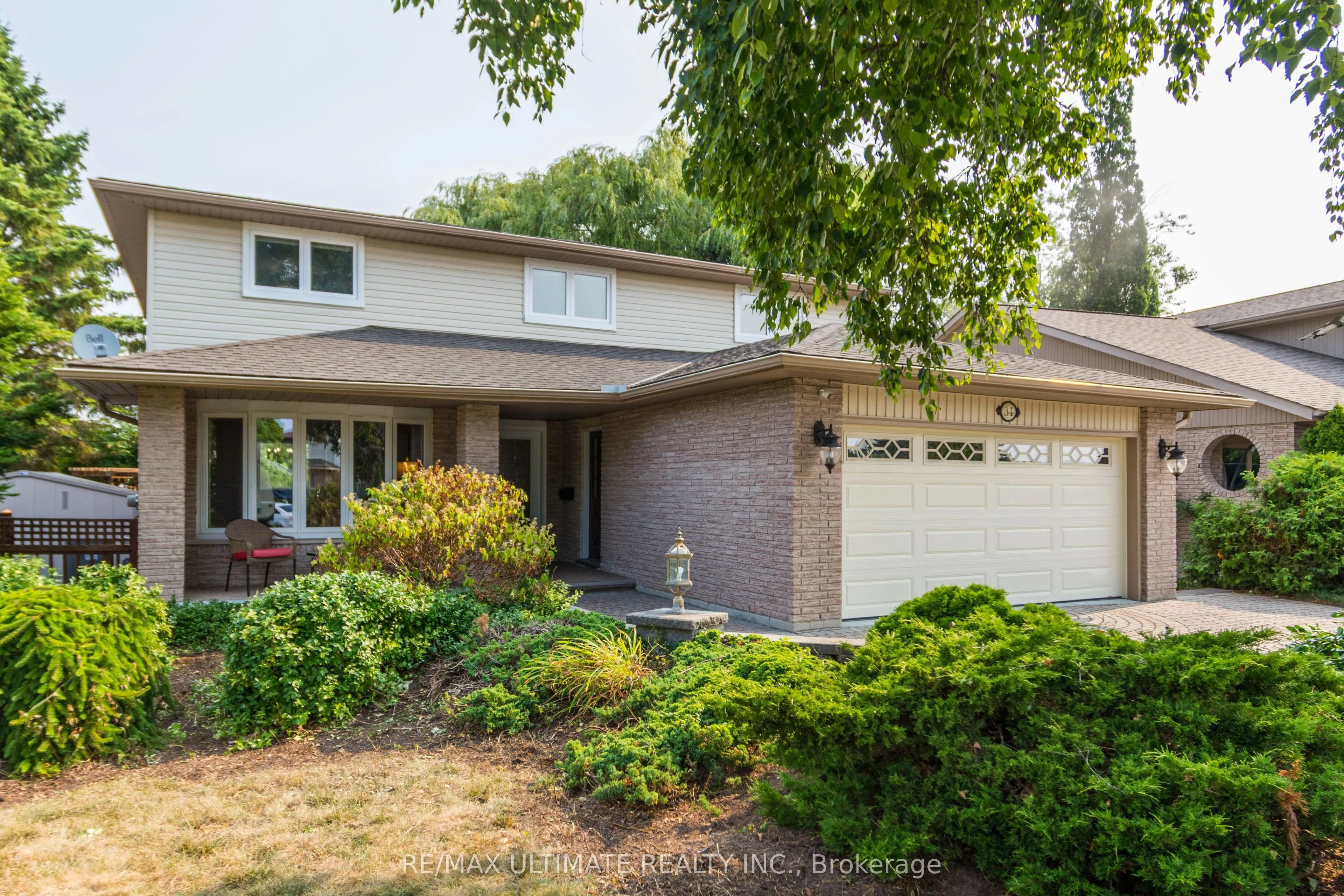 34 Briarwood Cres Crescent