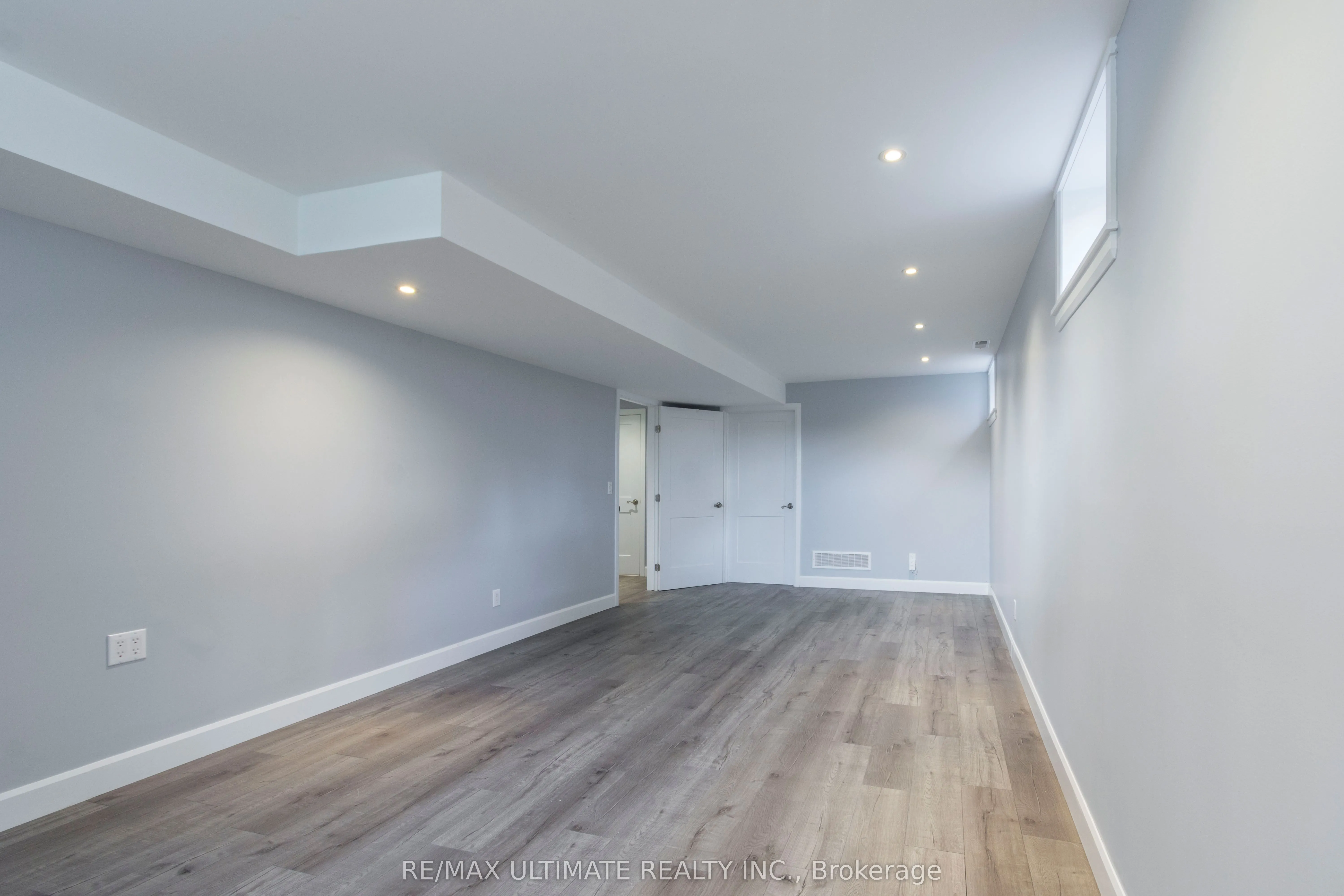 34 Briarwood Cres Crescent