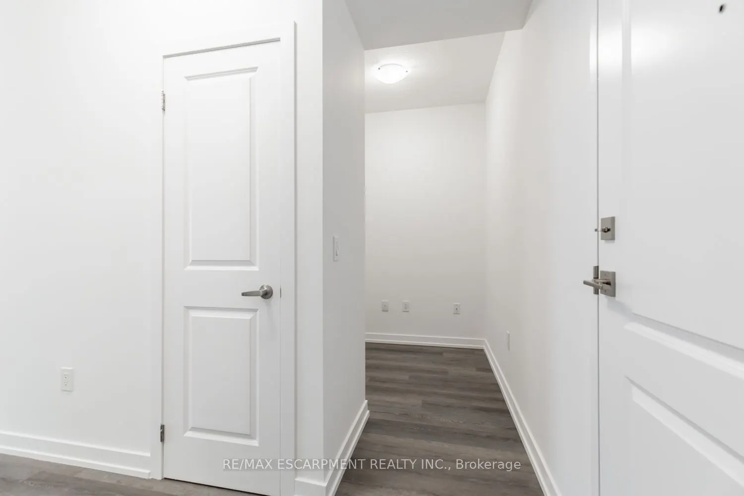 5055 Greenlane Road, #103