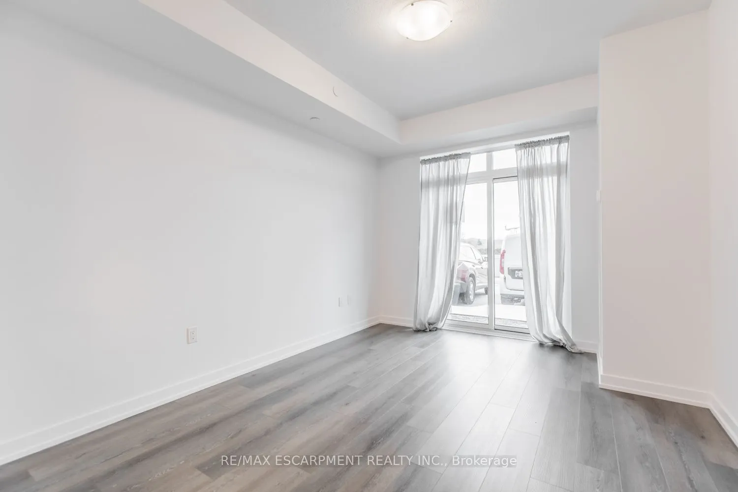 5055 Greenlane Road, #103