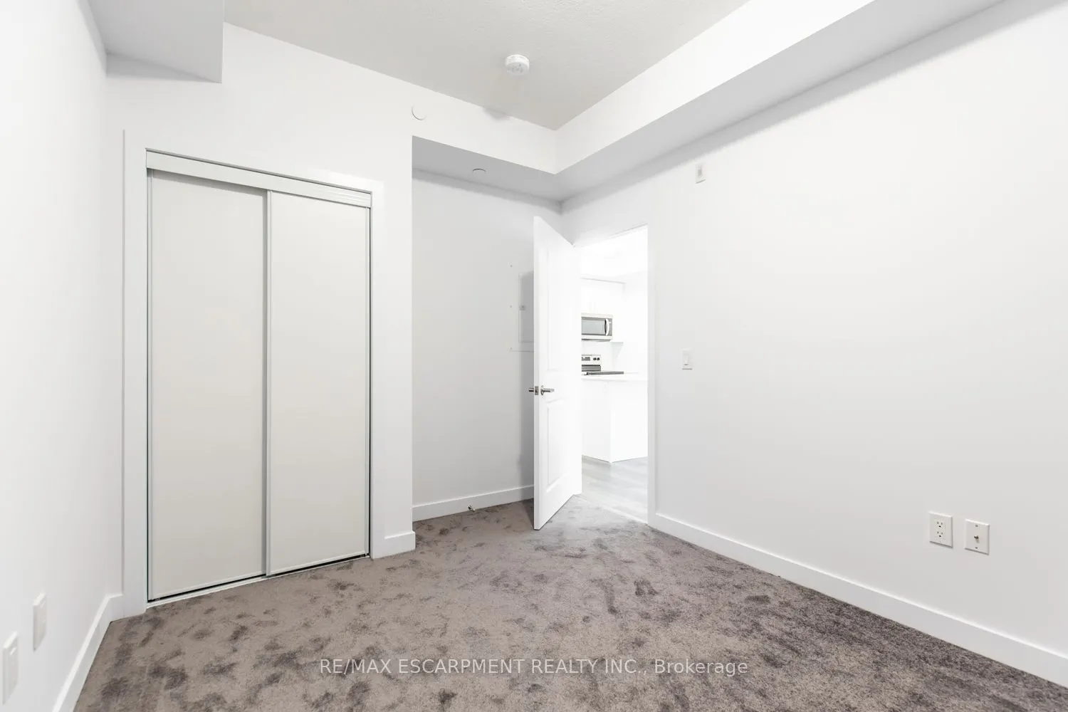 5055 Greenlane Road, #103