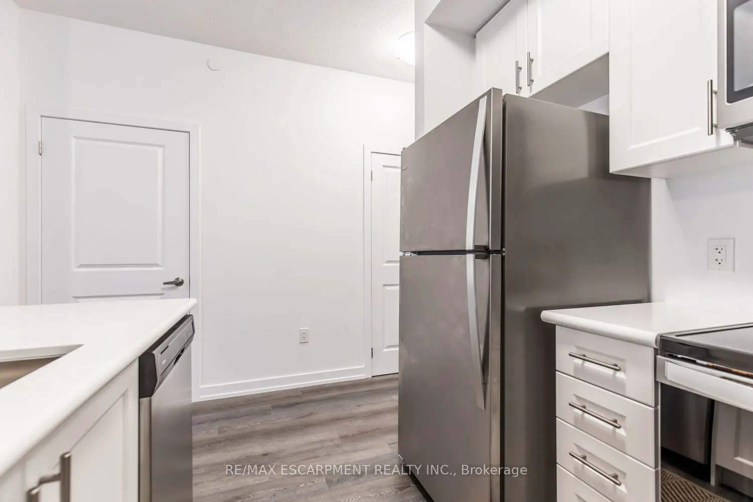 5055 Greenlane Road, #103