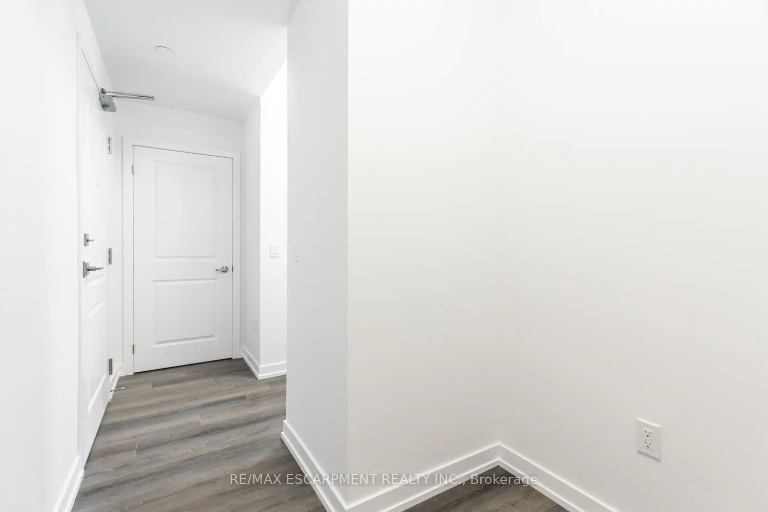 5055 Greenlane Road, #103