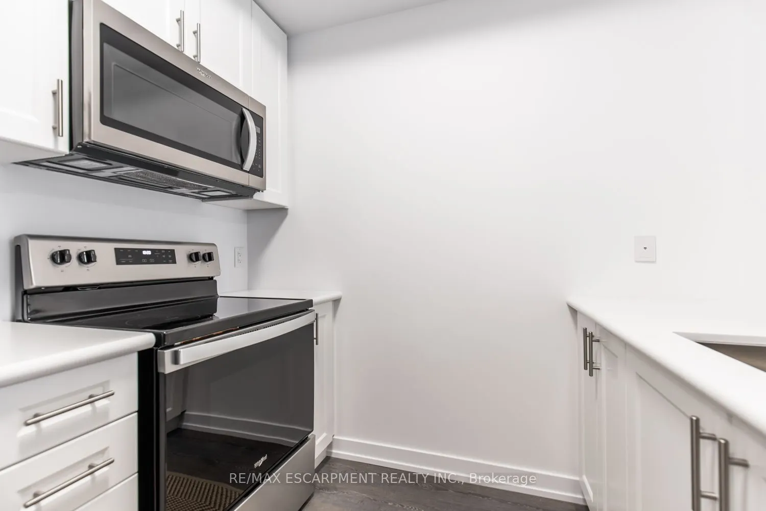 5055 Greenlane Road, #103