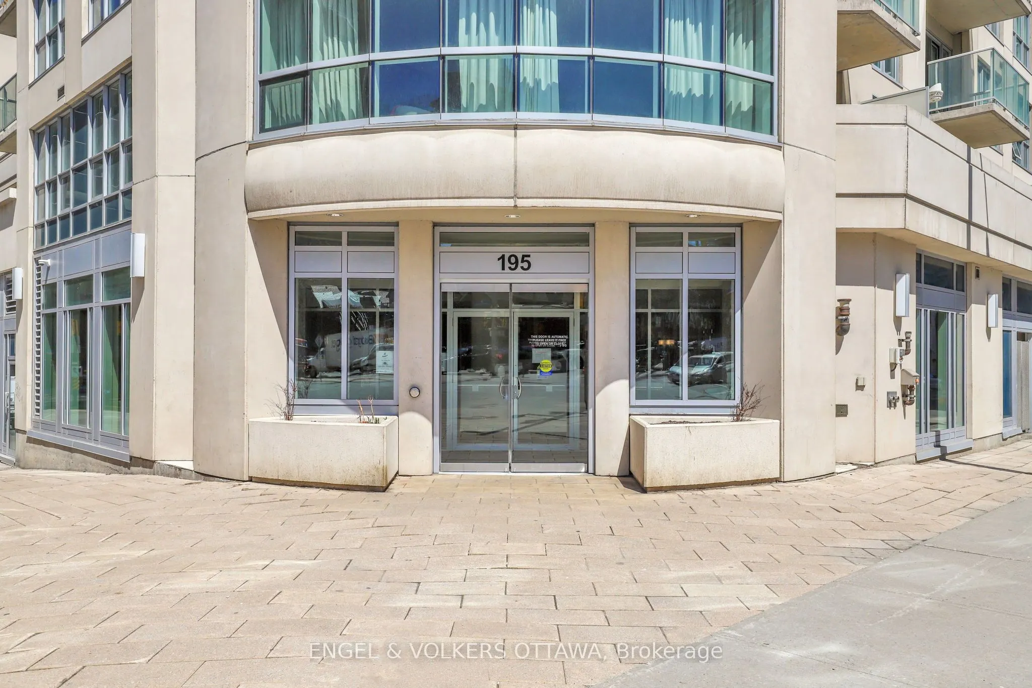 195 Besserer Street, #202